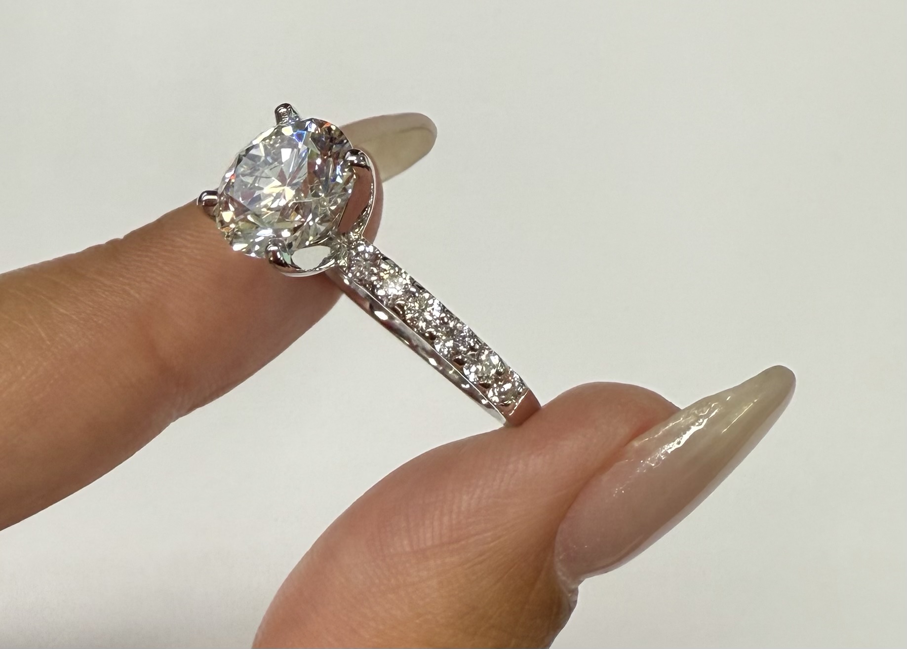 14k White Gold 3.02 Carat Lab Grown Round Brilliant Cut Diamond Solitaire - Image 5
