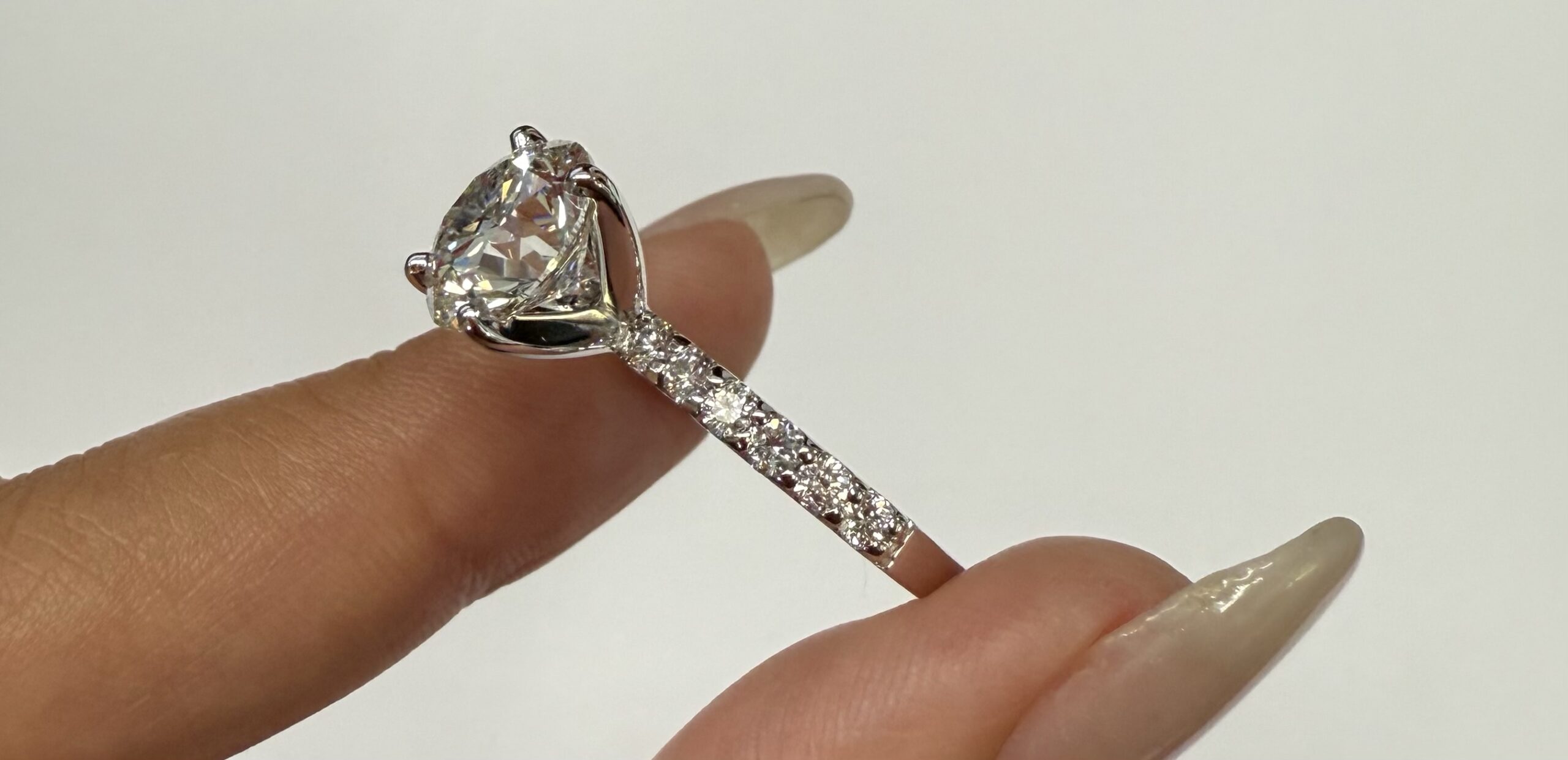 14k White Gold 3.02 Carat Lab Grown Round Brilliant Cut Diamond Solitaire - Image 6