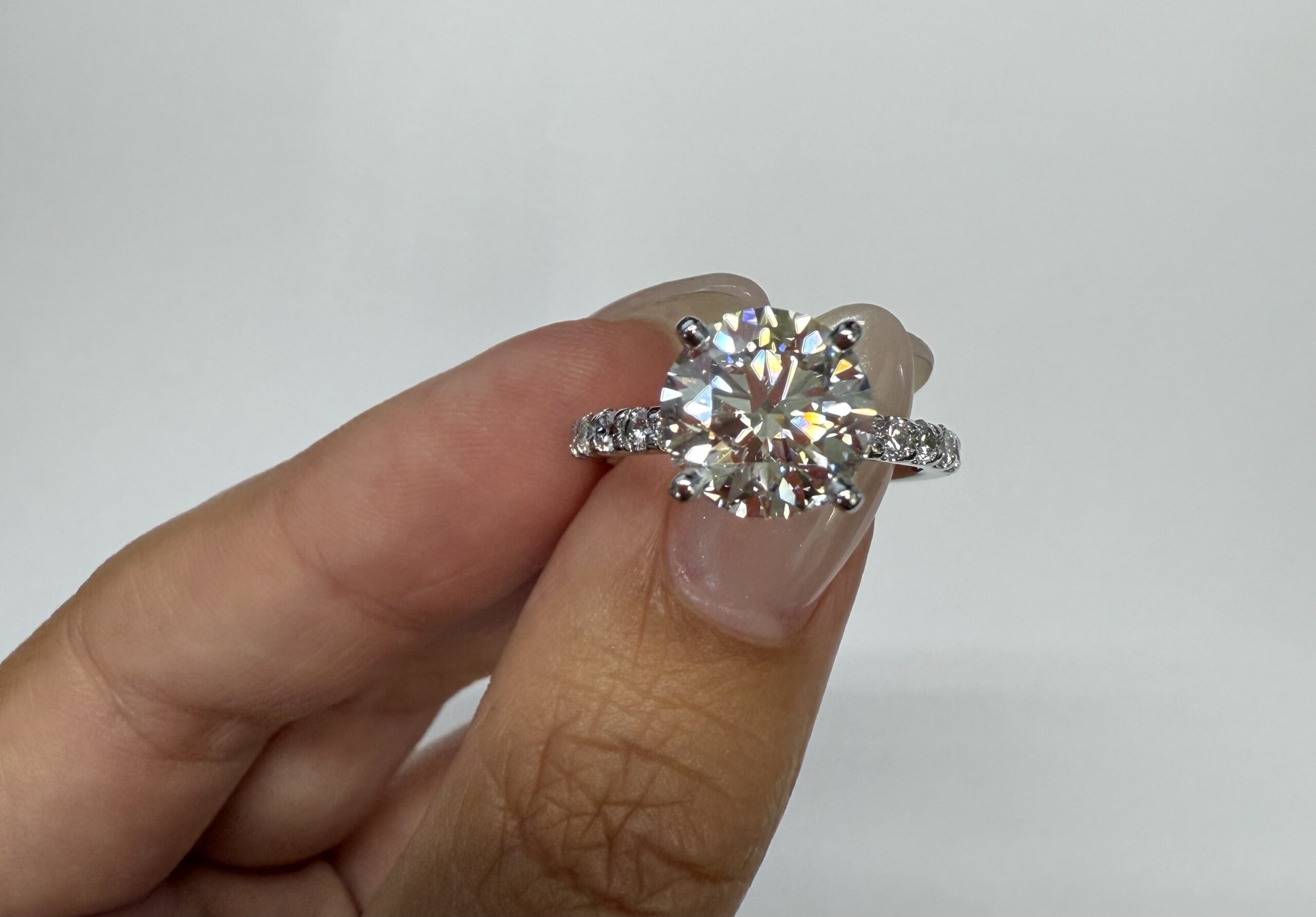 14k White Gold 3.02 Carat Lab Grown Round Brilliant Cut Diamond Solitaire - Image 13