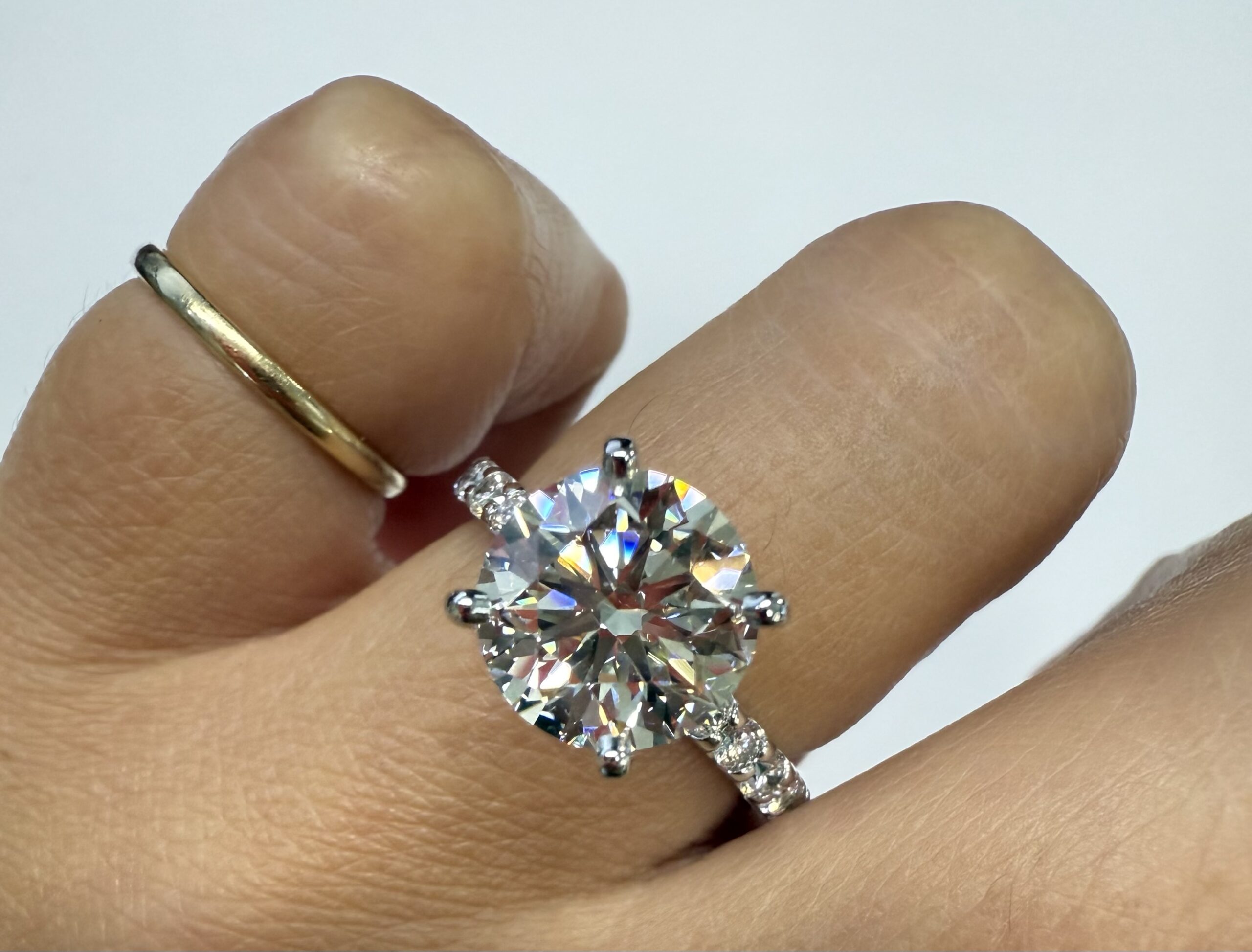 14k White Gold 3.02 Carat Lab Grown Round Brilliant Cut Diamond Solitaire - Image 32