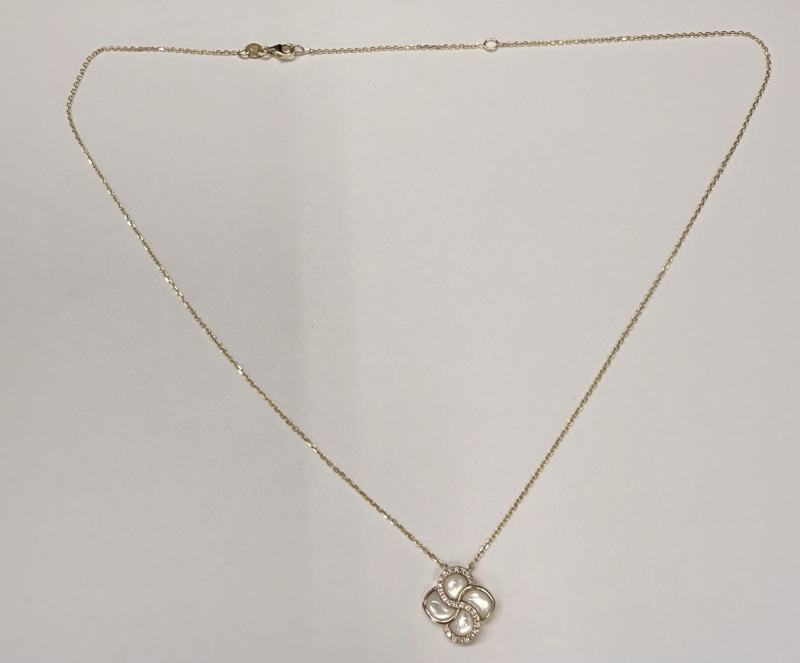 14k Yellow Gold Genuine 1.45 Cttw Mother of Pearl & Diamond Cluster Pendant