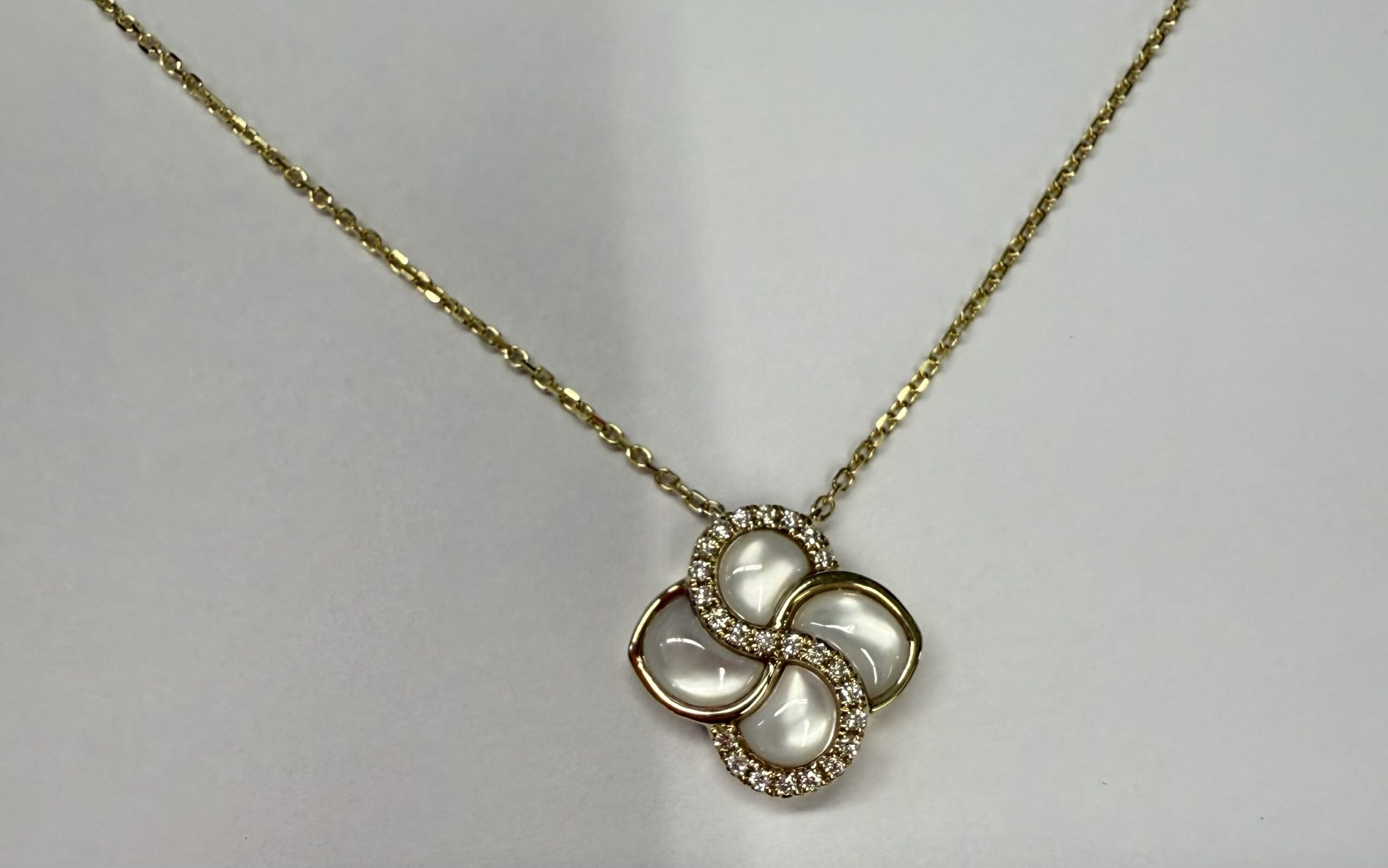 14k Yellow Gold Genuine 1.45 Cttw Mother of Pearl & Diamond Cluster Pendant - Image 8