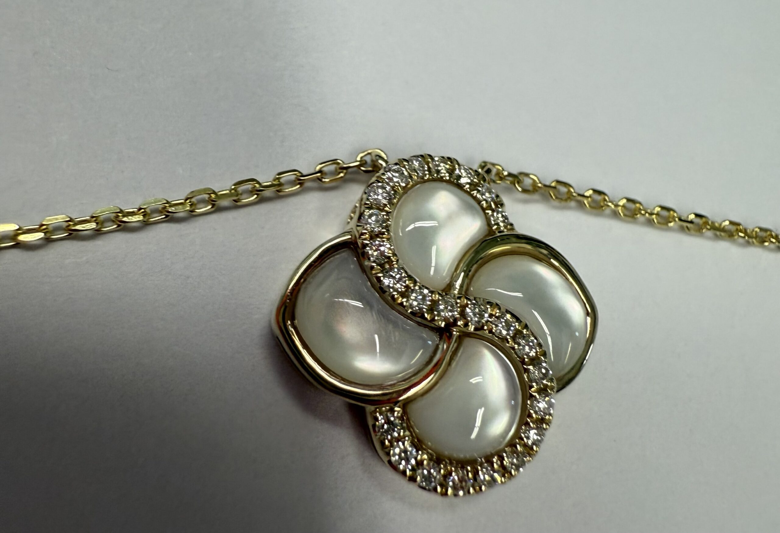 14k Yellow Gold Genuine 1.45 Cttw Mother of Pearl & Diamond Cluster Pendant - Image 15