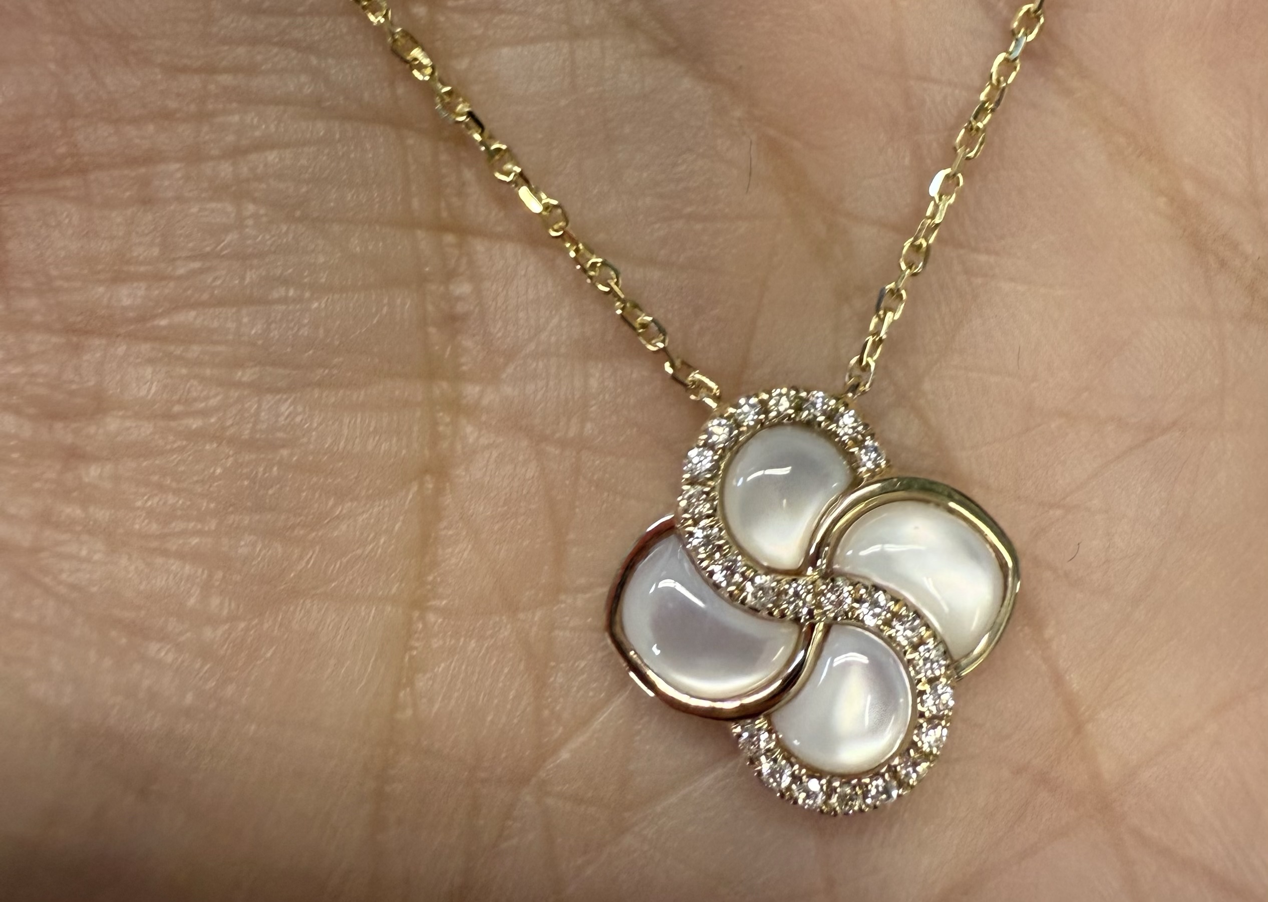 14k Yellow Gold Genuine 1.45 Cttw Mother of Pearl & Diamond Cluster Pendant - Image 17