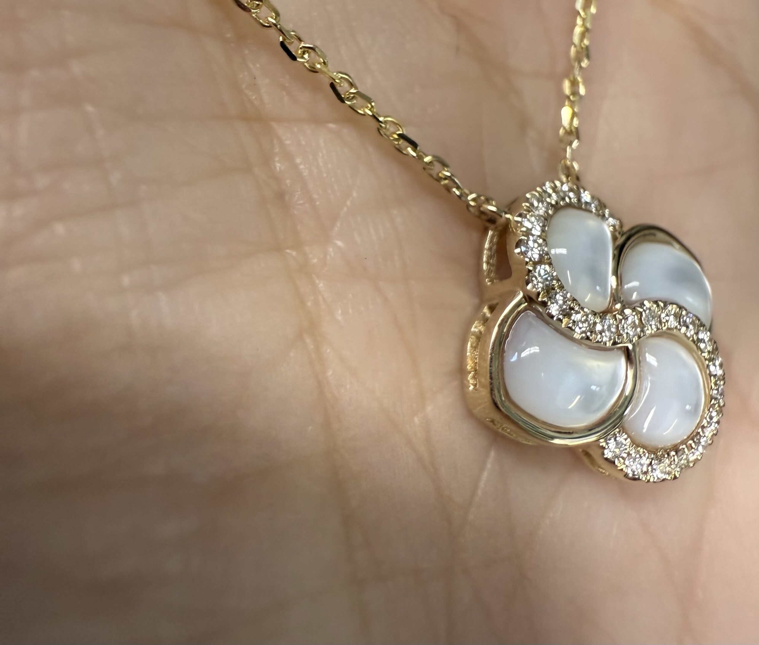 14k Yellow Gold Genuine 1.45 Cttw Mother of Pearl & Diamond Cluster Pendant - Image 20