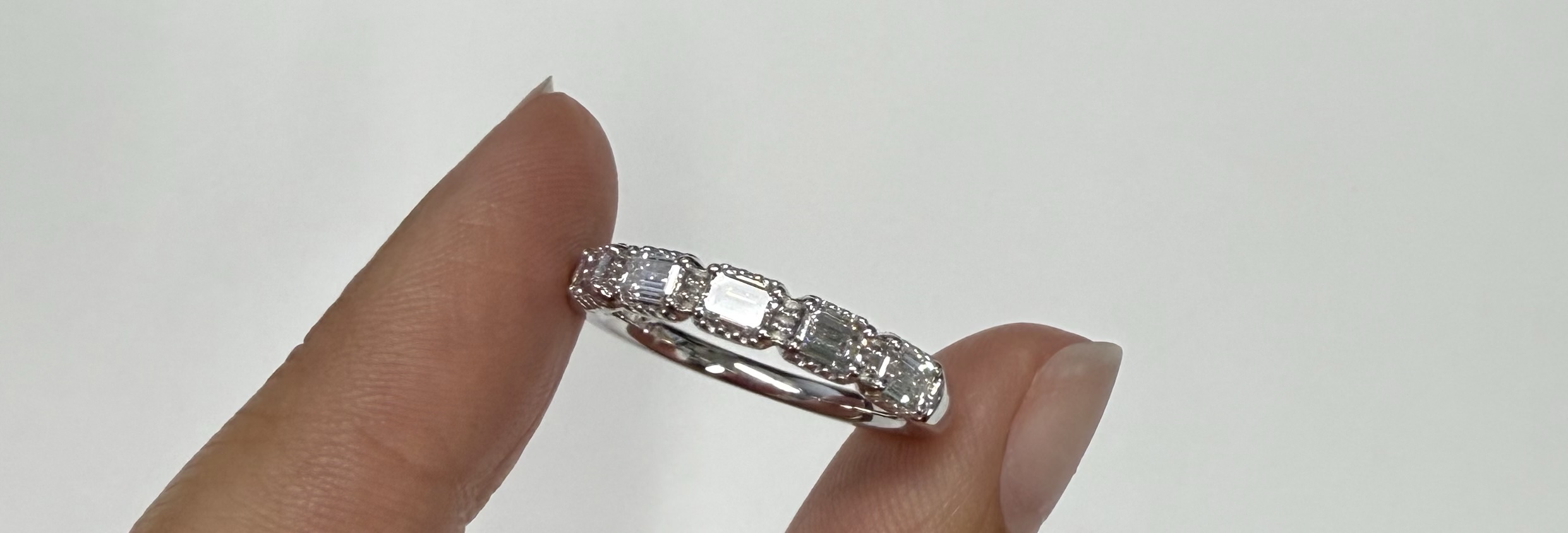 14k White Gold 5 Stone Genuine Lab Grown .80 Cttw Emerald Cut Diamond Band - Image 4