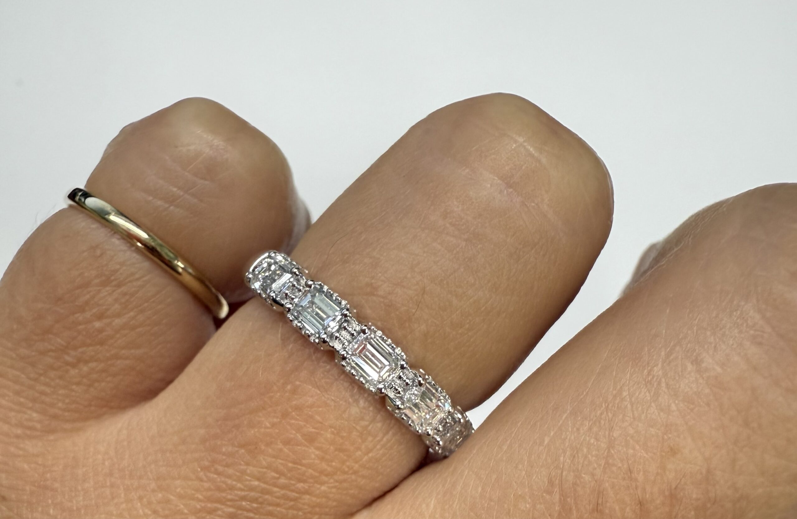 14k White Gold 5 Stone Genuine Lab Grown .80 Cttw Emerald Cut Diamond Band - Image 22