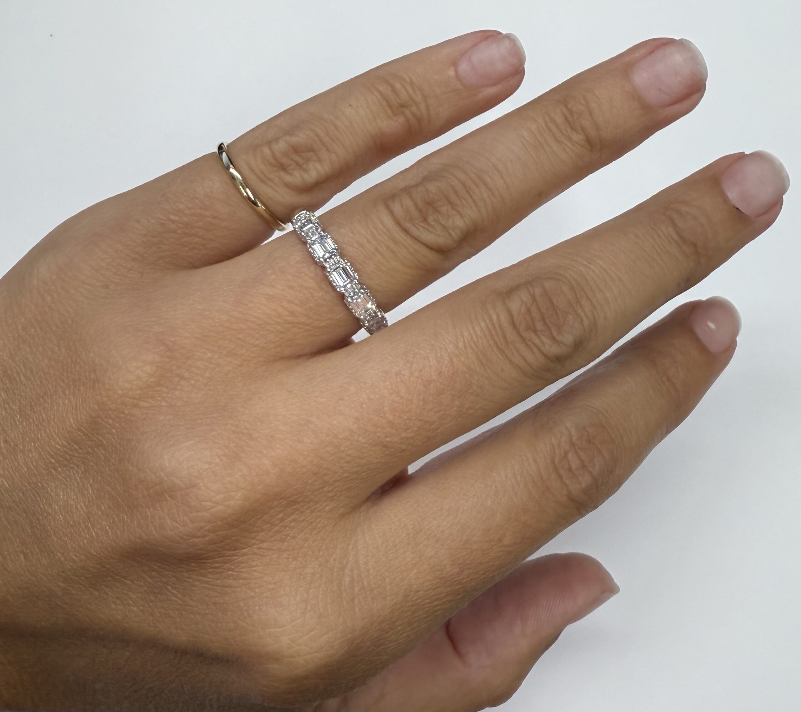 14k White Gold 5 Stone Genuine Lab Grown .80 Cttw Emerald Cut Diamond Band - Image 29