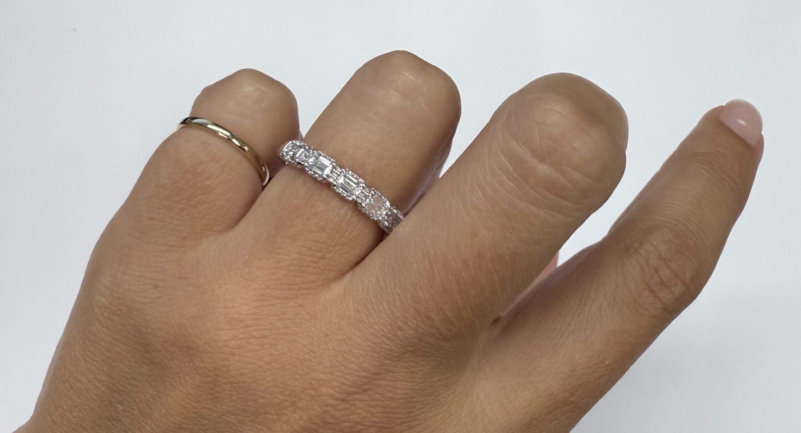 14k White Gold 5 Stone Genuine Lab Grown .80 Cttw Emerald Cut Diamond Band - Image 31