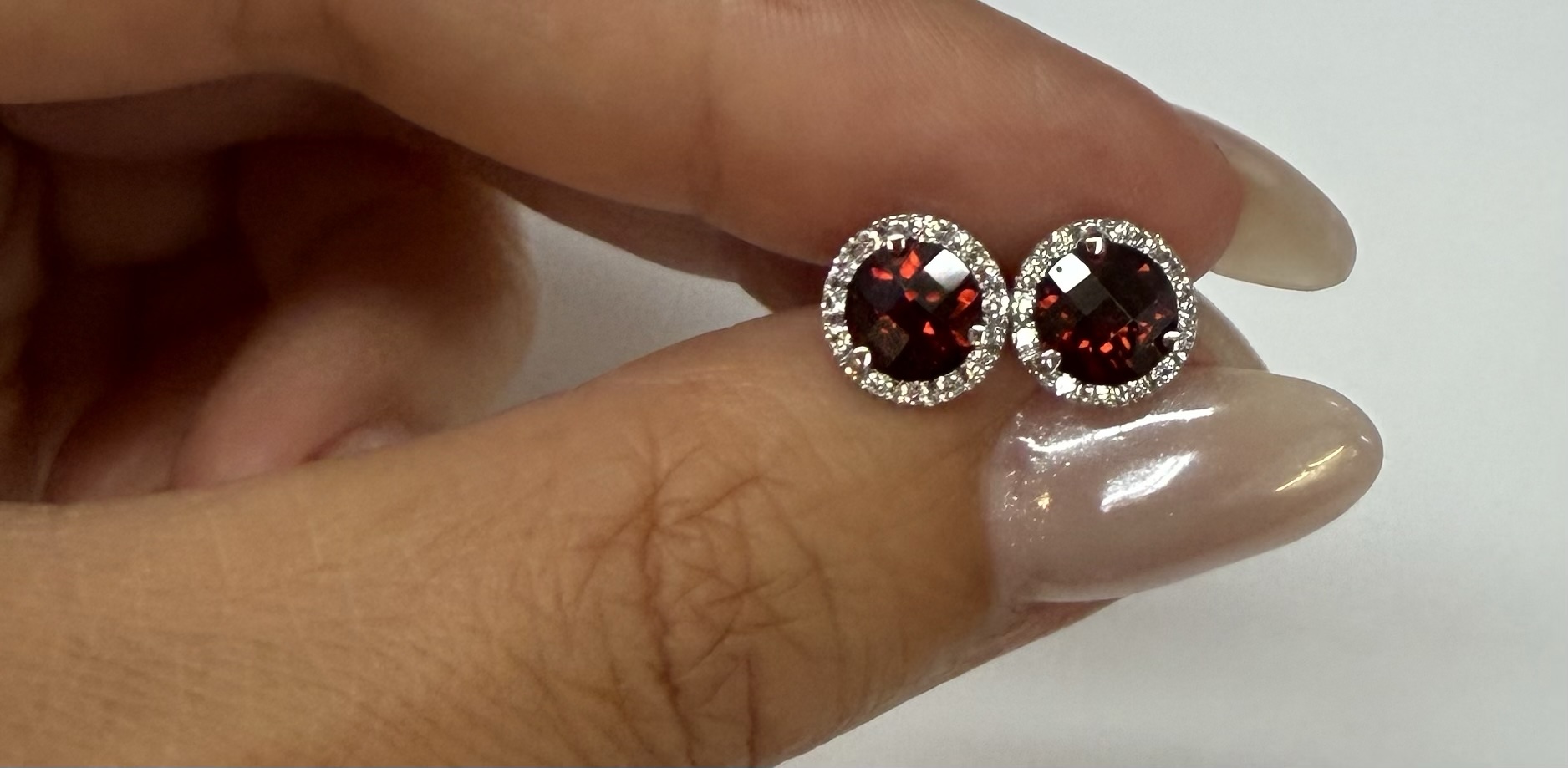 14k White Gold Genuine 1.85 Cttw Garnet & Diamond Halo Pendant