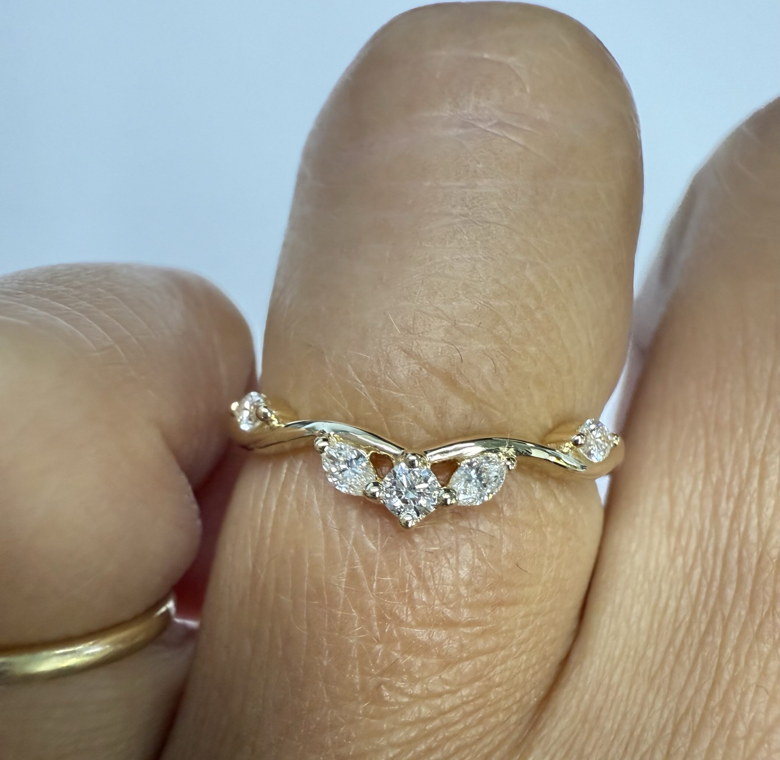 14k Yellow Gold Genuine 5 Stone .18 Cttw Round & Marquise Diamond Woven Band - Image 27