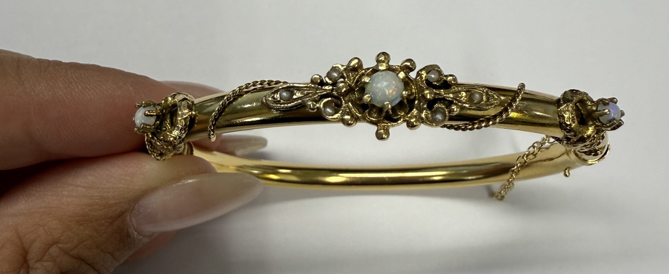 Antique 14k Yellow Gold Bangle Bracelet Set With Genuine Opals & Seed Pearls - Image 2