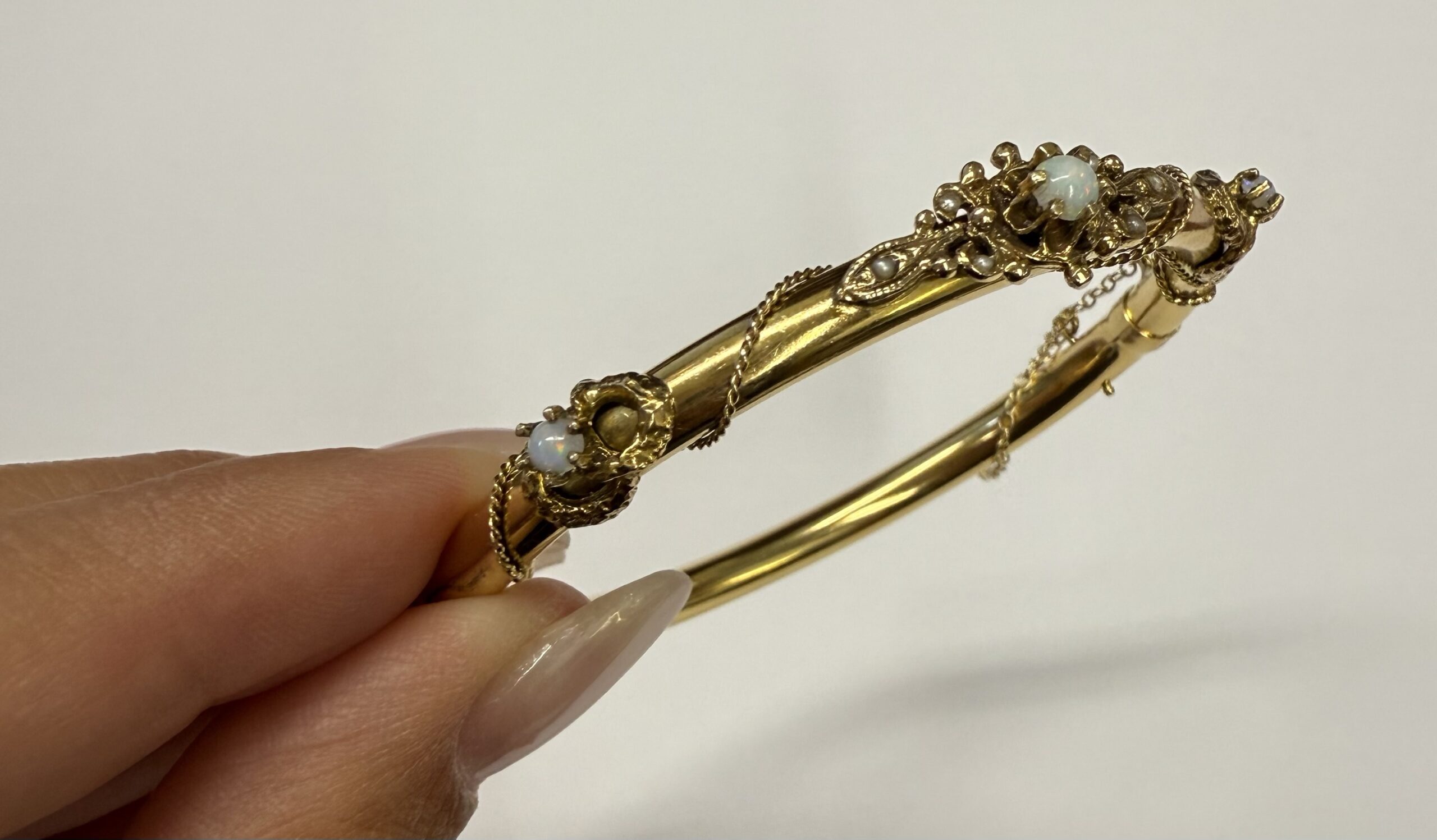 Antique 14k Yellow Gold Bangle Bracelet Set With Genuine Opals & Seed Pearls - Image 6