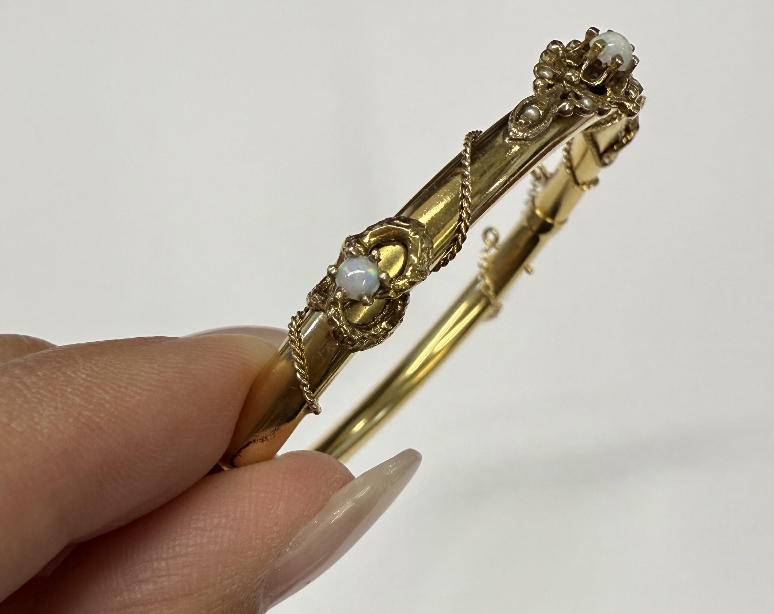 Antique 14k Yellow Gold Bangle Bracelet Set With Genuine Opals & Seed Pearls - Image 5