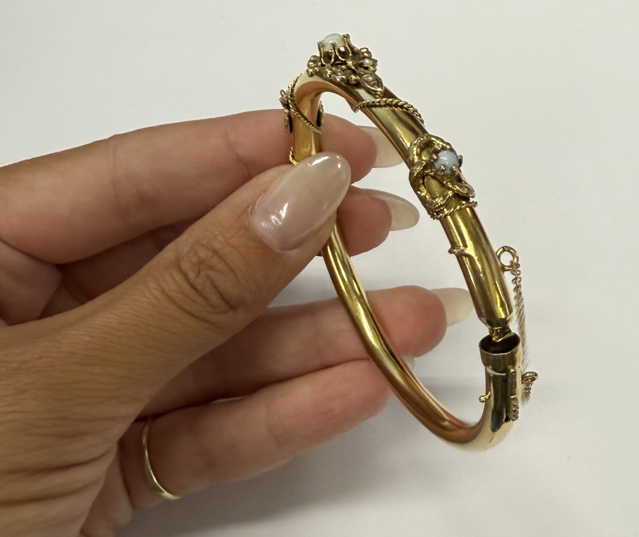 Antique 14k Yellow Gold Bangle Bracelet Set With Genuine Opals & Seed Pearls - Image 19