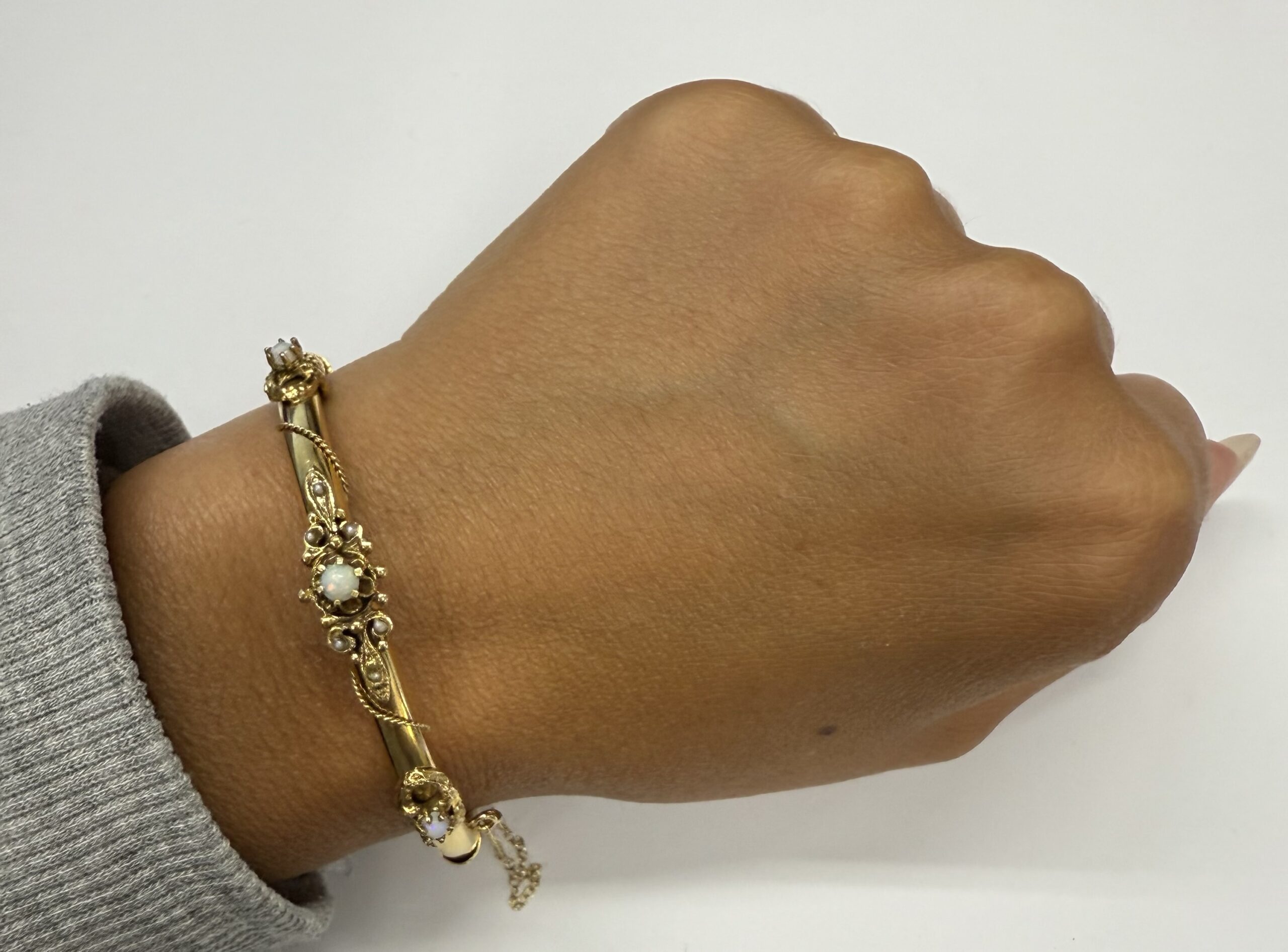 Antique 14k Yellow Gold Bangle Bracelet Set With Genuine Opals & Seed Pearls - Image 25