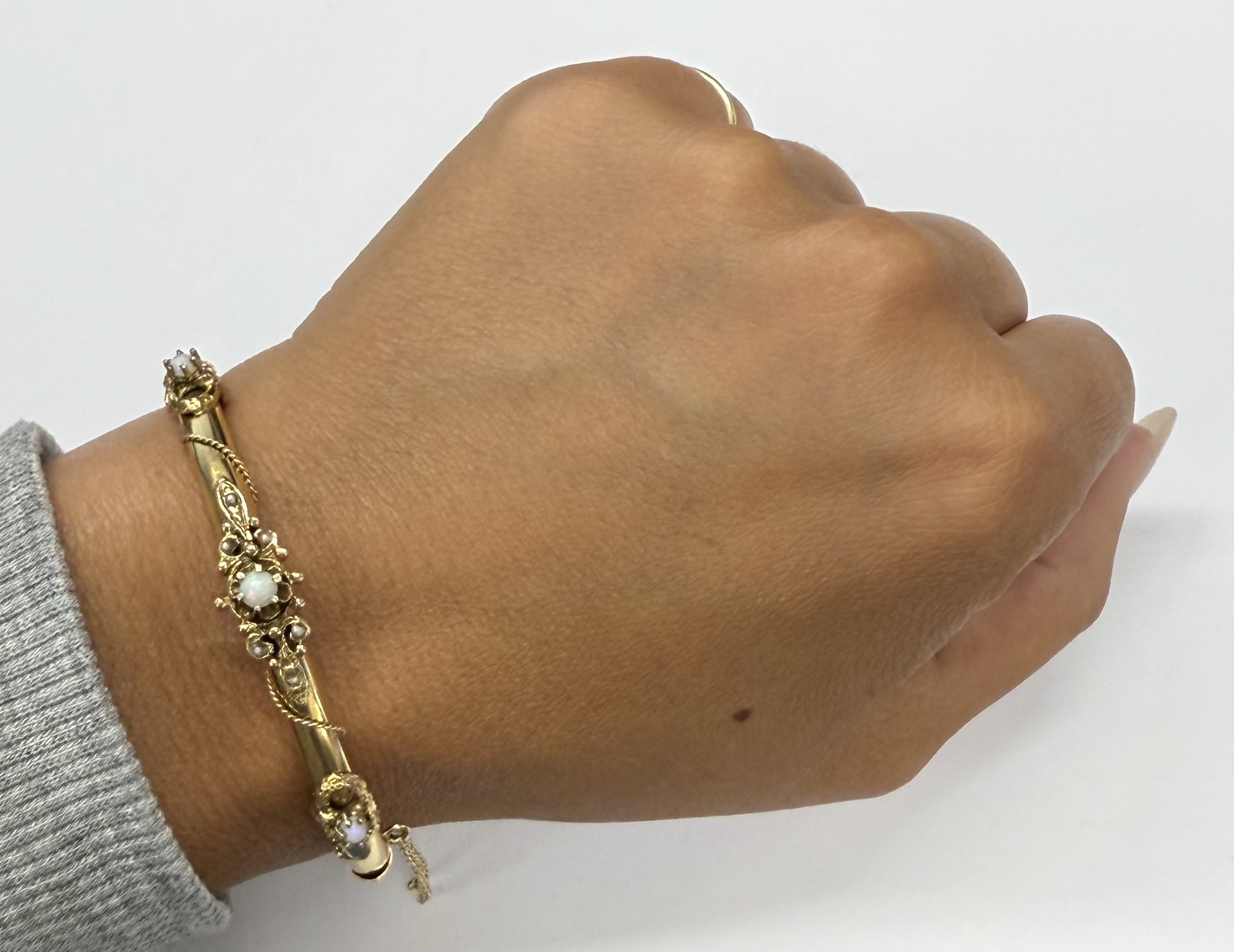 Antique 14k Yellow Gold Bangle Bracelet Set With Genuine Opals & Seed Pearls - Image 27