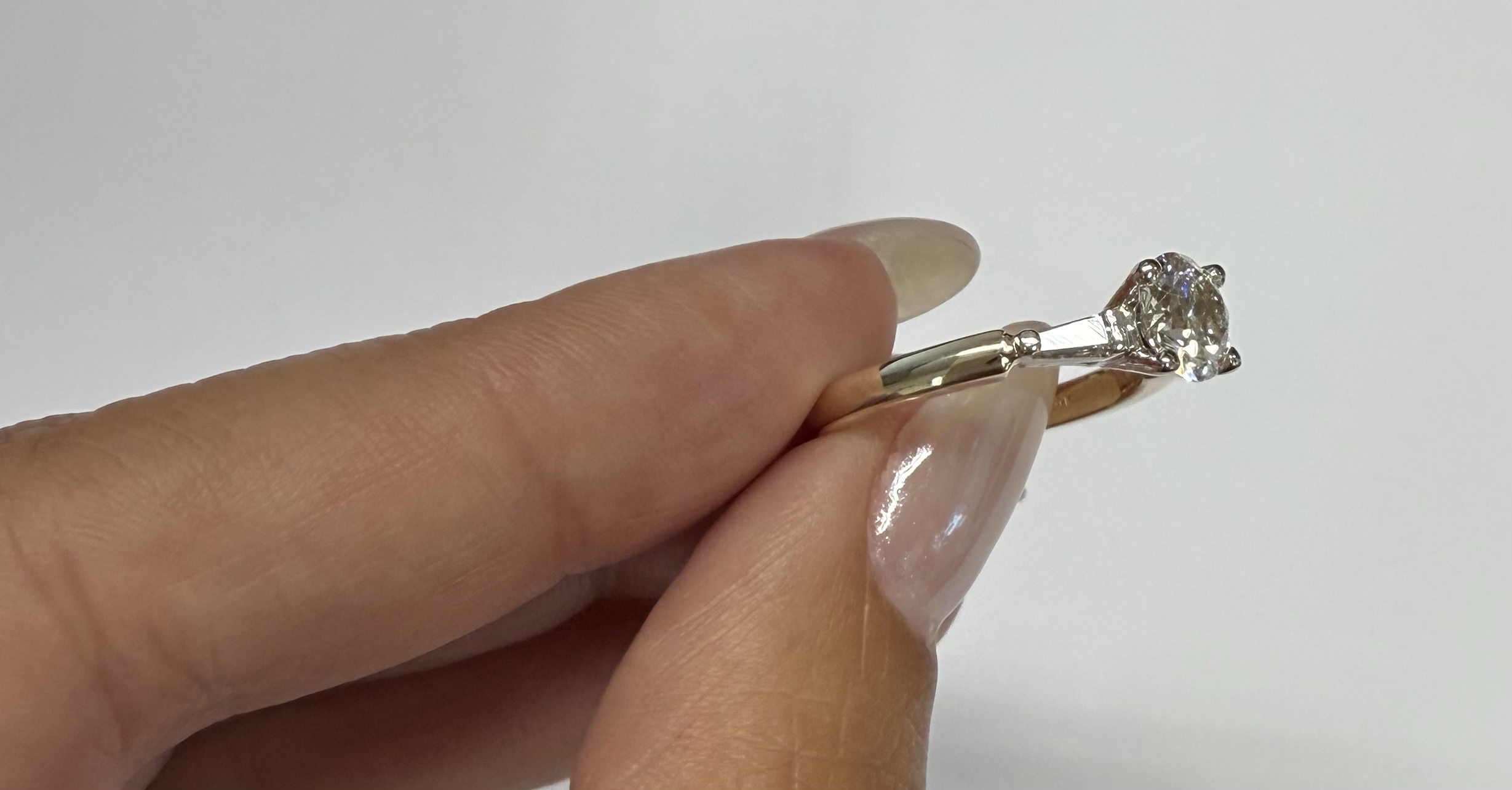 14k White & 14k Yellow Gold Genuine IGI Certified 1.06 Carat Lab Grown Round Brilliant Cut Diamond Solitaire With Baguette Accents - Image 2