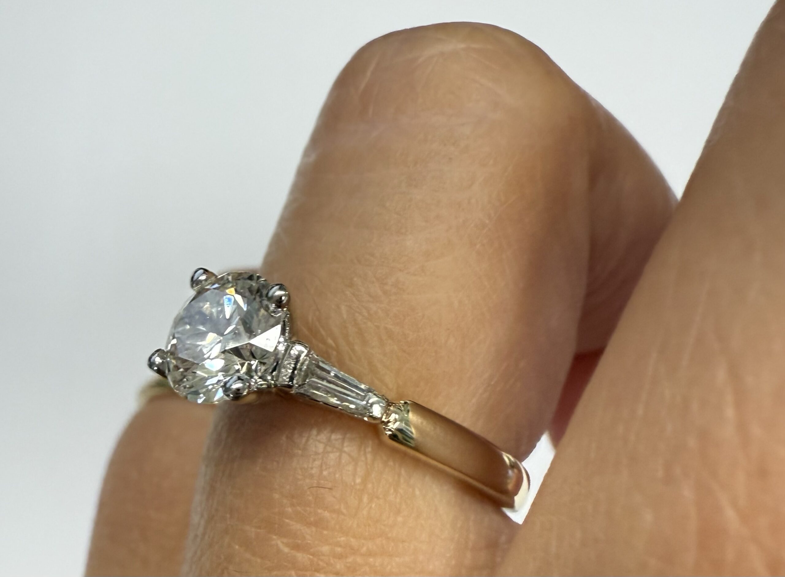 14k White & 14k Yellow Gold Genuine IGI Certified 1.06 Carat Lab Grown Round Brilliant Cut Diamond Solitaire With Baguette Accents - Image 18