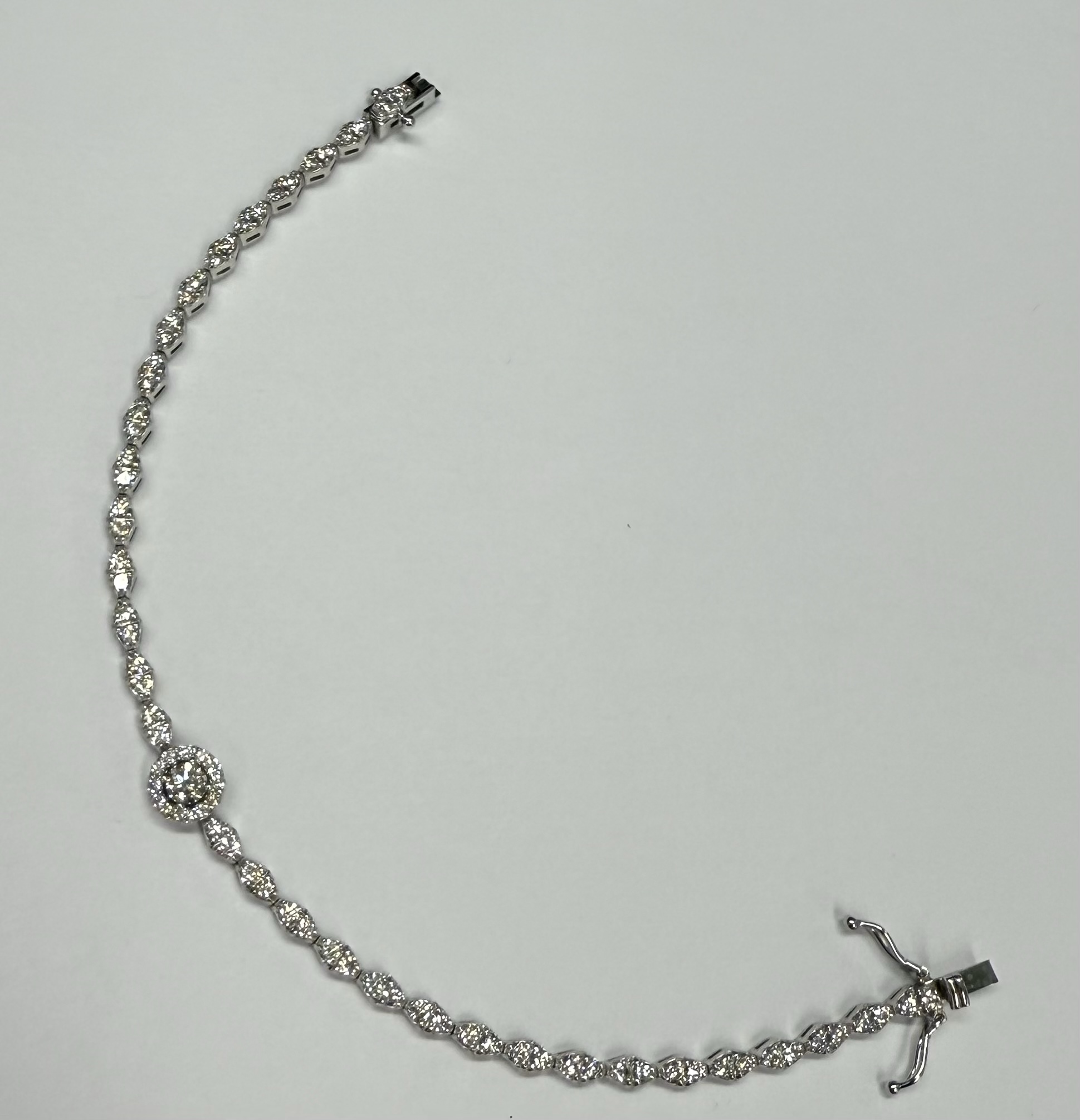 Vintage 14k White Gold Genuine 2.20 Cttw Round Brilliant Cut Diamond Bracelet - Image 4