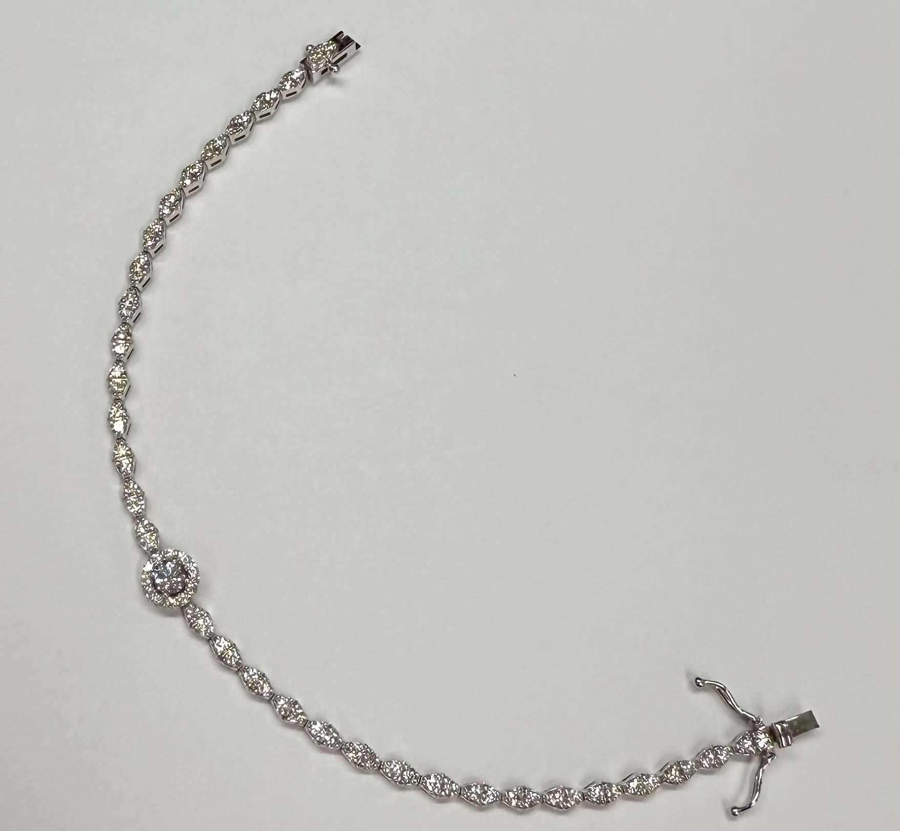 Vintage 14k White Gold Genuine 2.20 Cttw Round Brilliant Cut Diamond Bracelet - Image 5