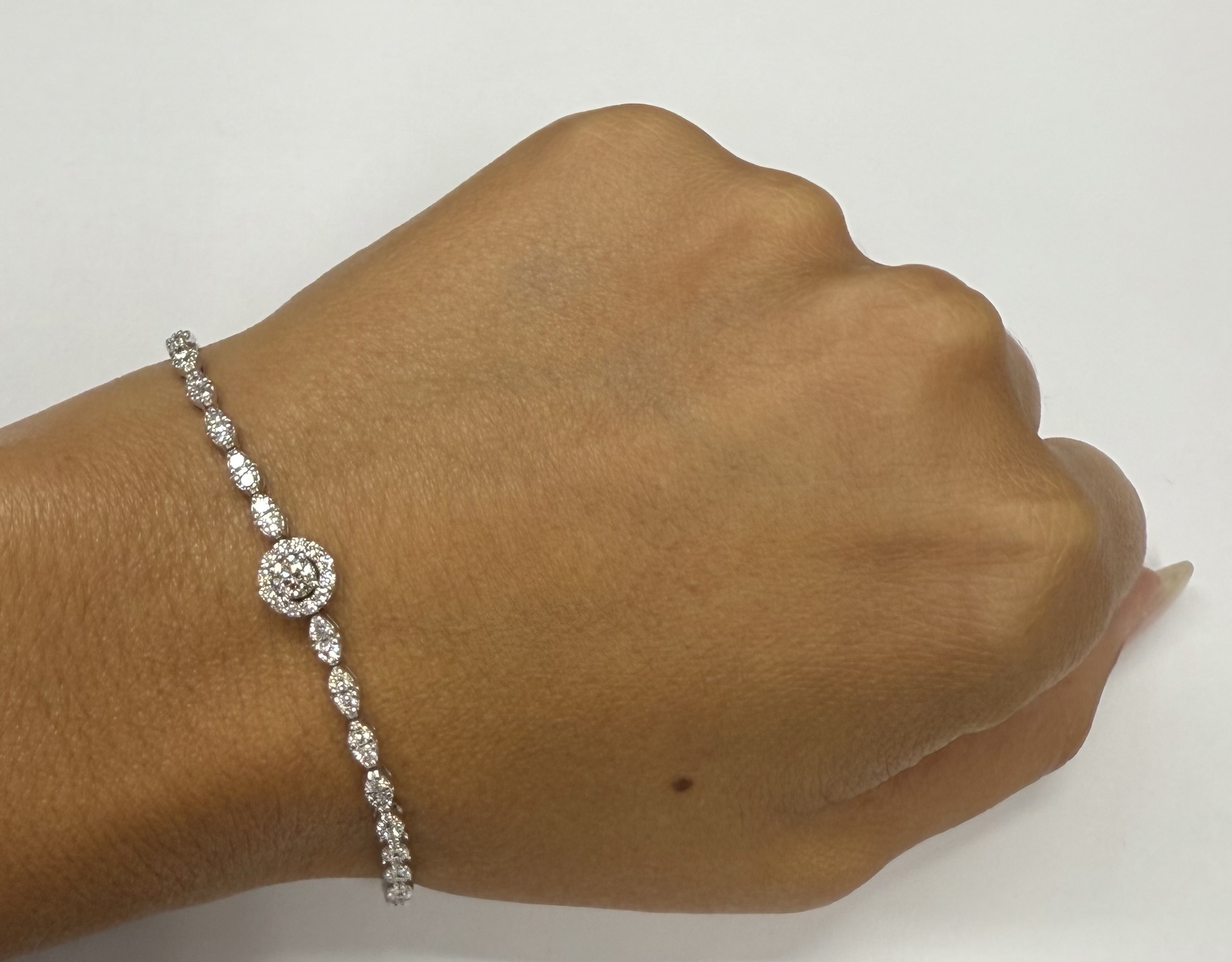 Vintage 14k White Gold Genuine 2.20 Cttw Round Brilliant Cut Diamond Bracelet - Image 21