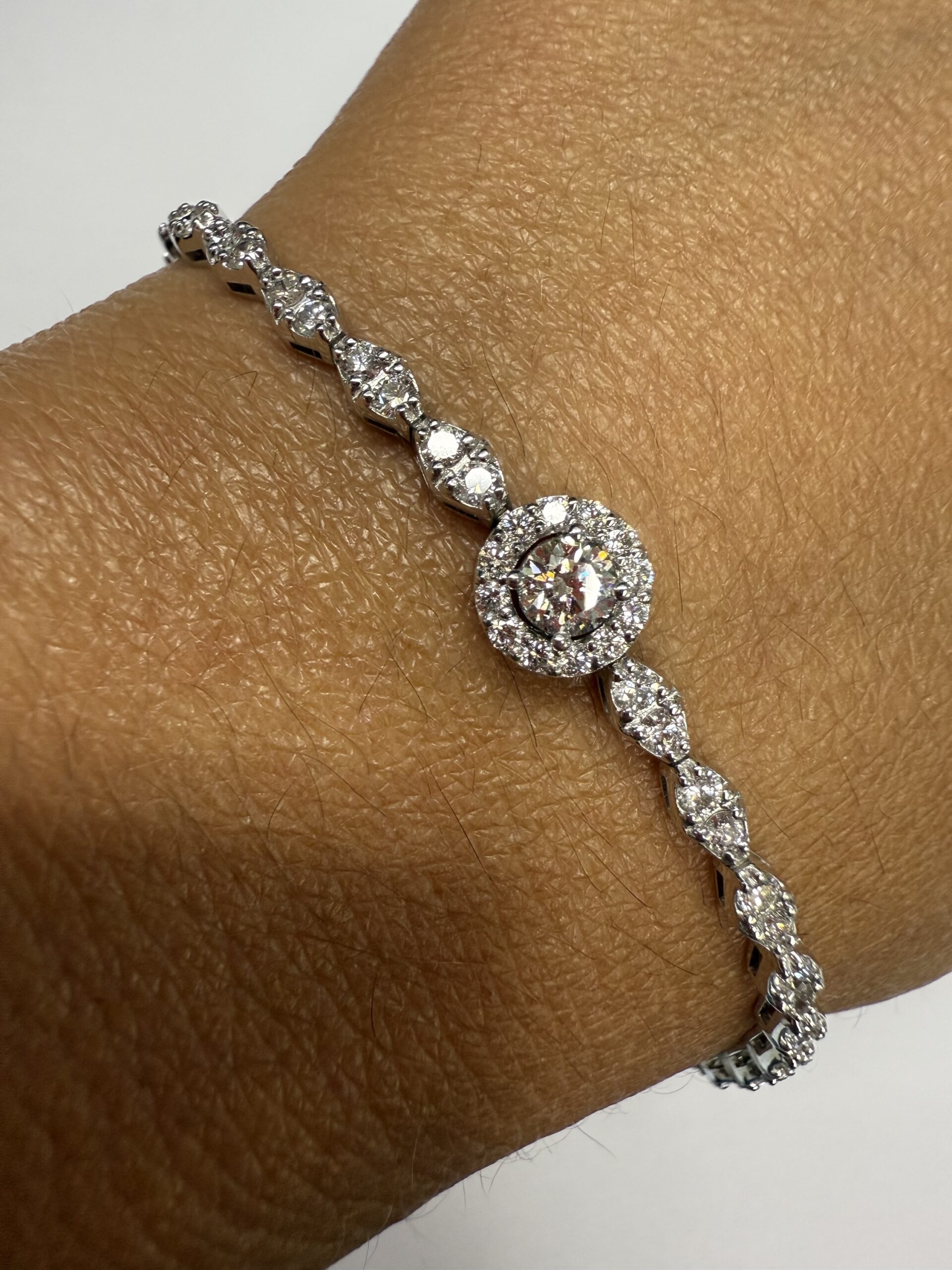 Vintage 14k White Gold Genuine 2.20 Cttw Round Brilliant Cut Diamond Bracelet - Image 31