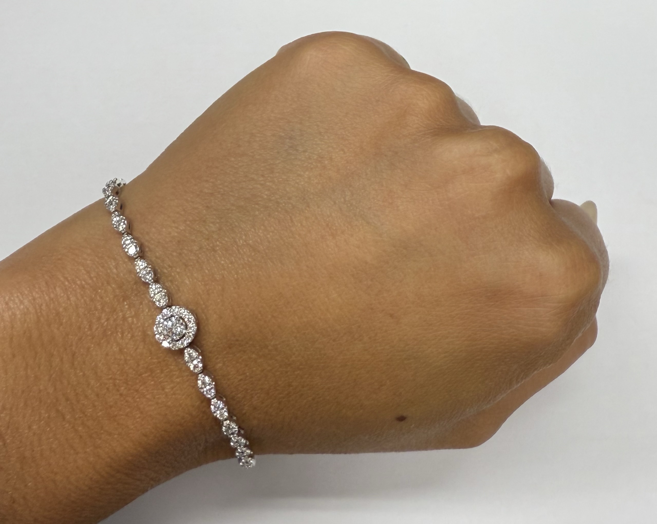 Vintage 14k White Gold Genuine 2.20 Cttw Round Brilliant Cut Diamond Bracelet - Image 43