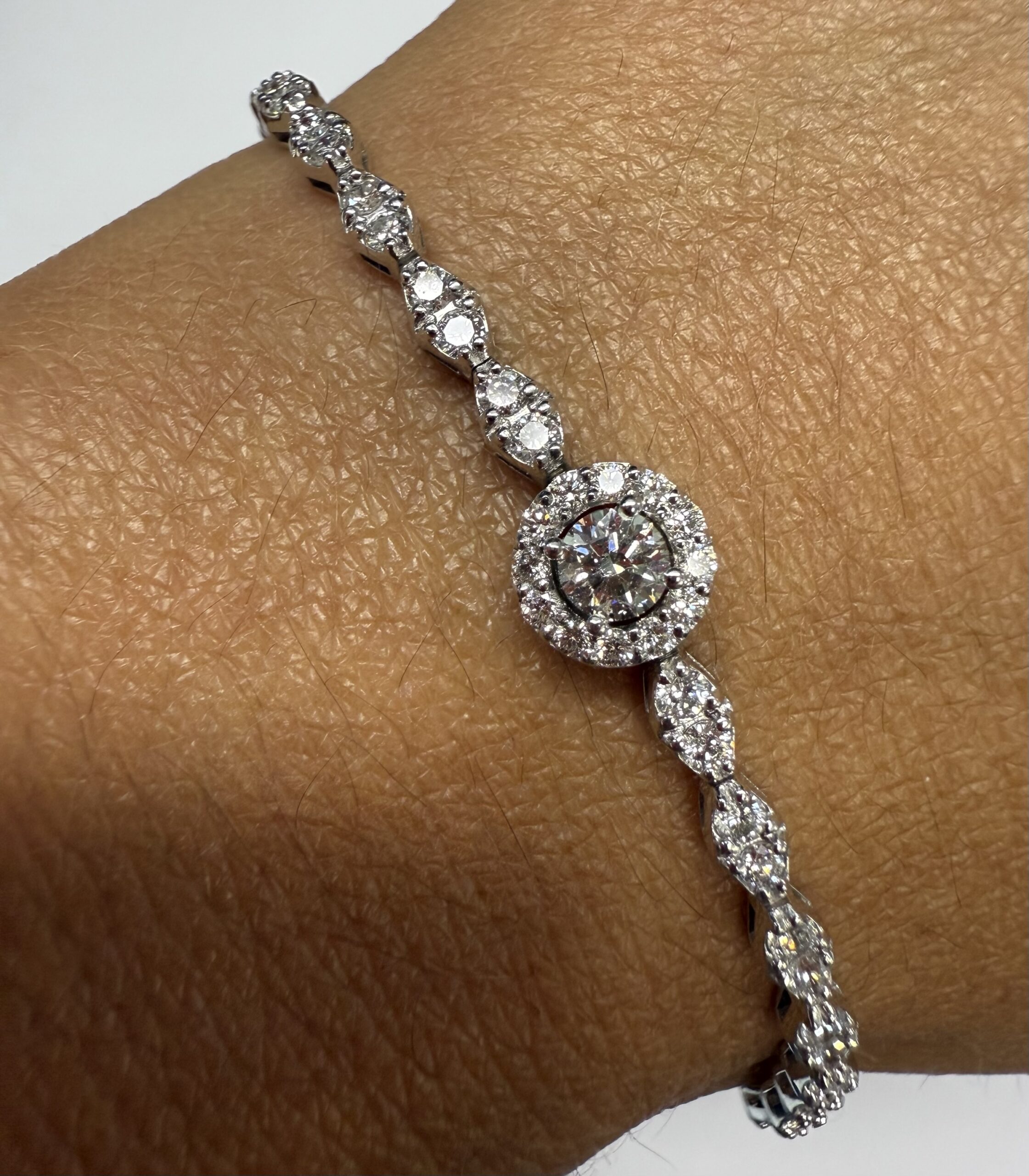 Vintage 14k White Gold Genuine 2.20 Cttw Round Brilliant Cut Diamond Bracelet - Image 38