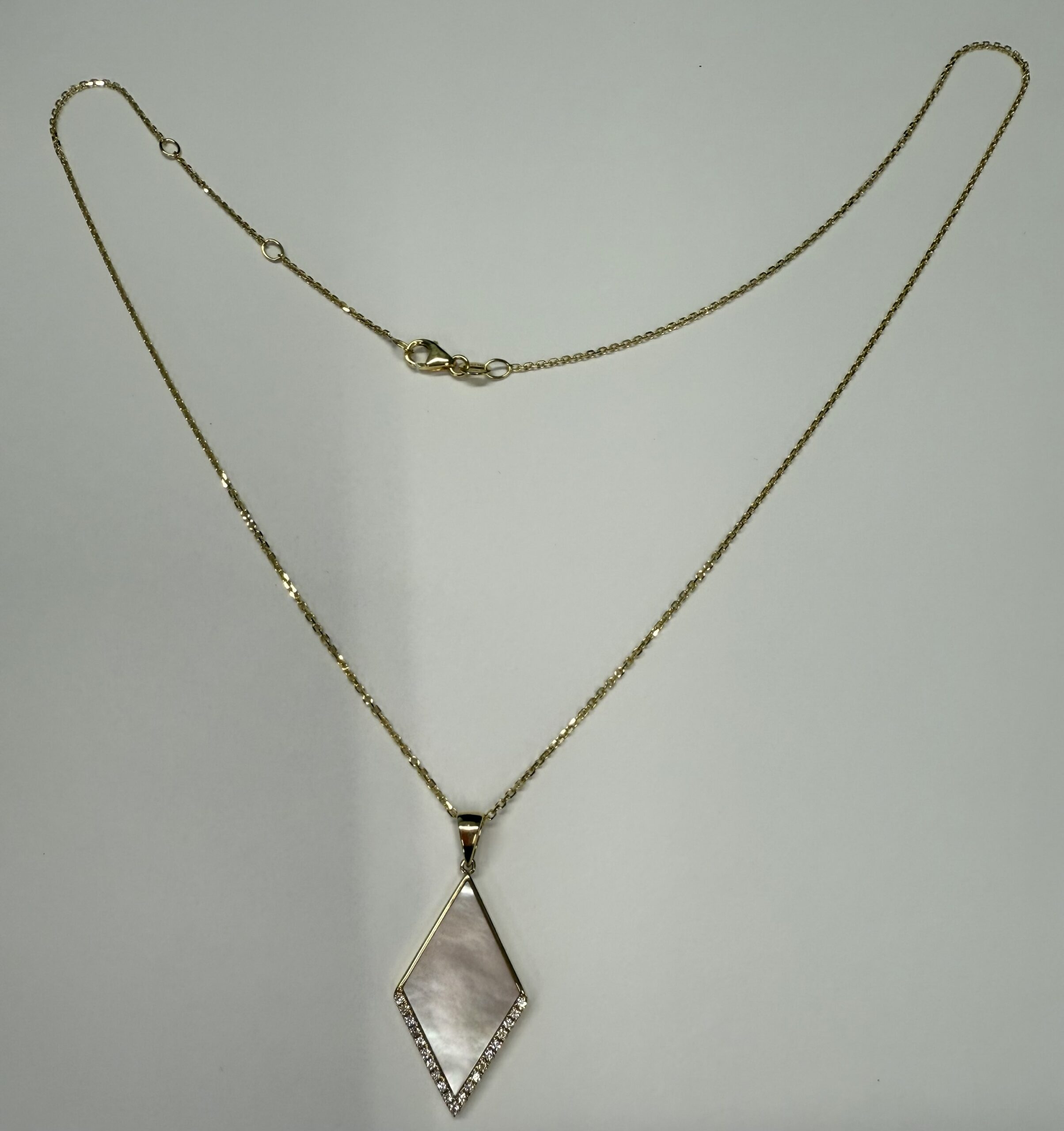 14k Yellow Gold Genuine 3.30 Cttw Mother of Pearl & Diamond Diamond Shaped Dangle Pendant - Image 3