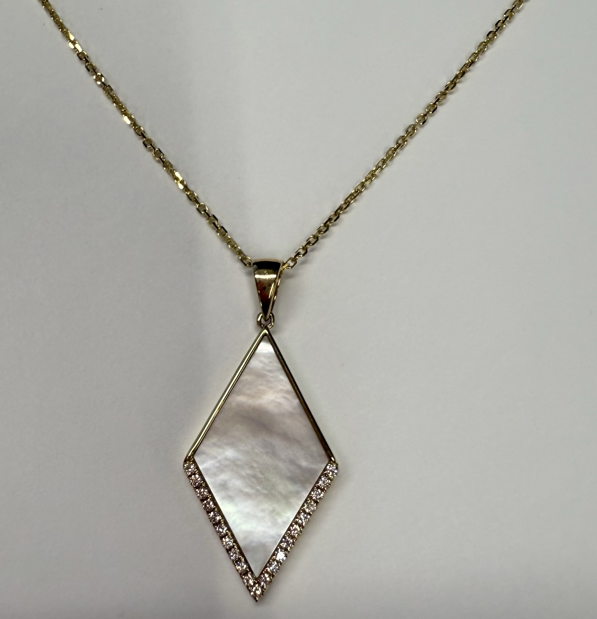 14k Yellow Gold Genuine 3.30 Cttw Mother of Pearl & Diamond Diamond Shaped Dangle Pendant - Image 4