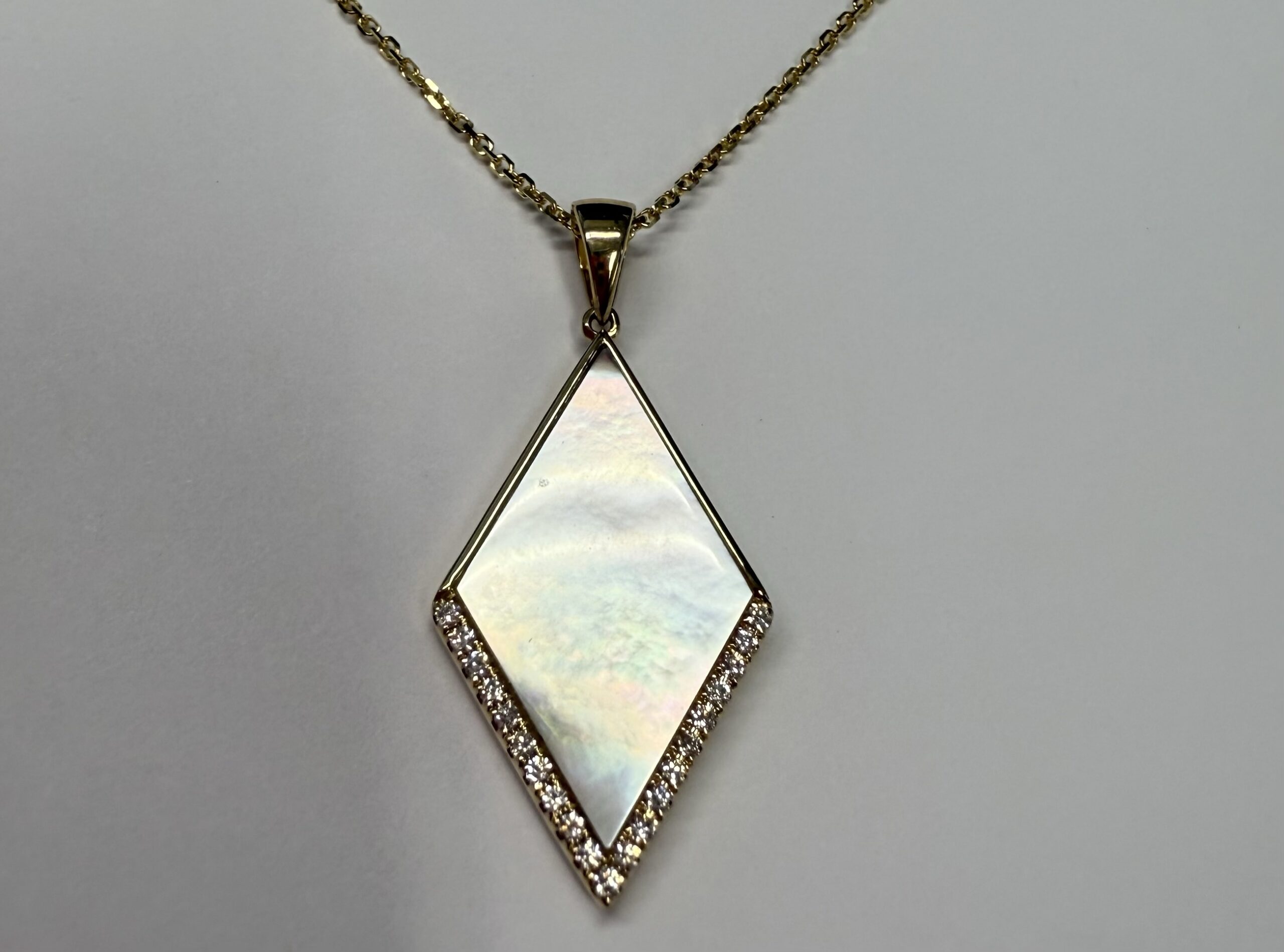 14k Yellow Gold Genuine 3.30 Cttw Mother of Pearl & Diamond Diamond Shaped Dangle Pendant - Image 19