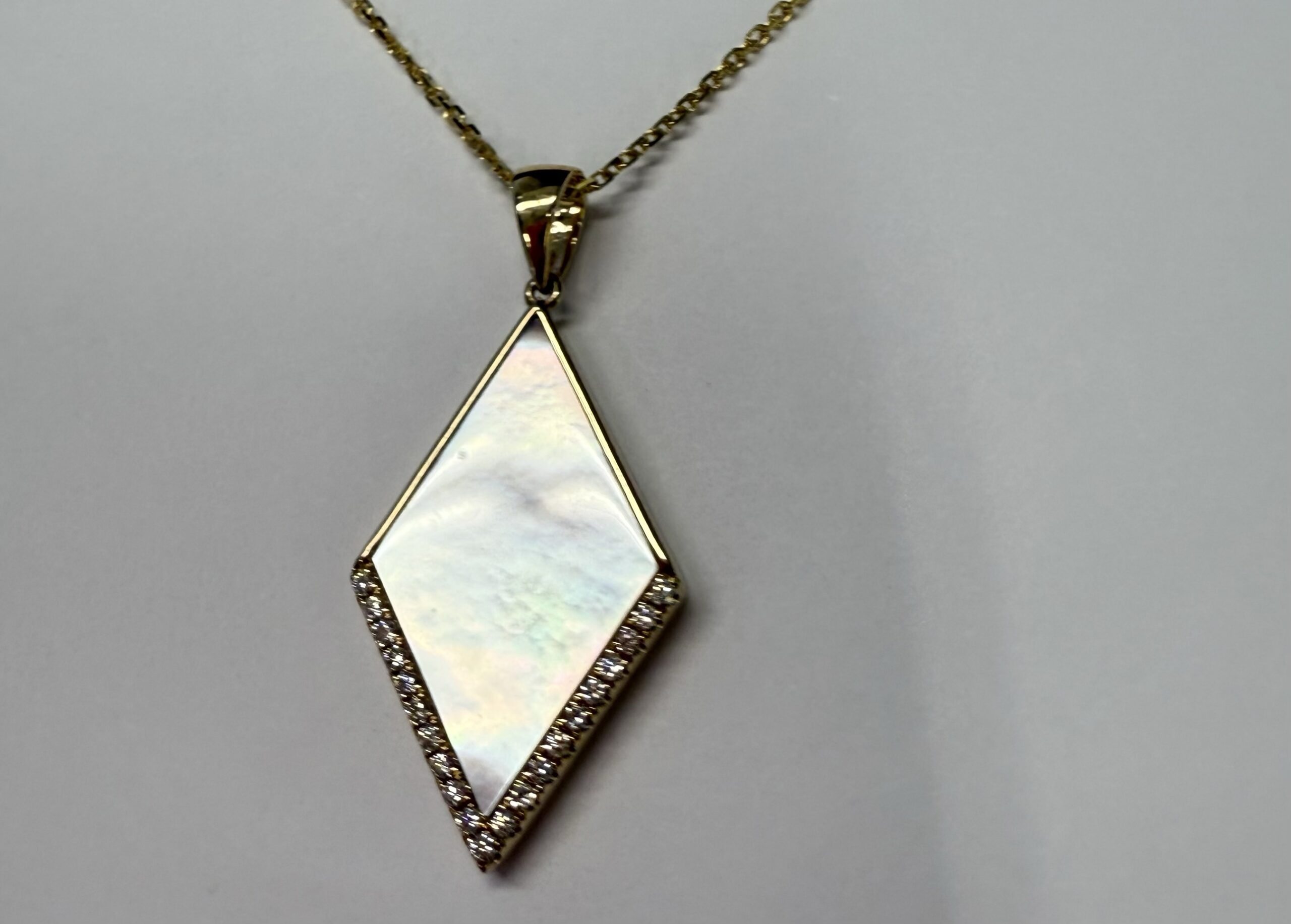 14k Yellow Gold Genuine 3.30 Cttw Mother of Pearl & Diamond Diamond Shaped Dangle Pendant - Image 22