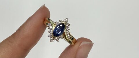 Vintage 14k Yellow Gold Genuine 3/4 Carat Sapphire & Diamond Cluster Ring