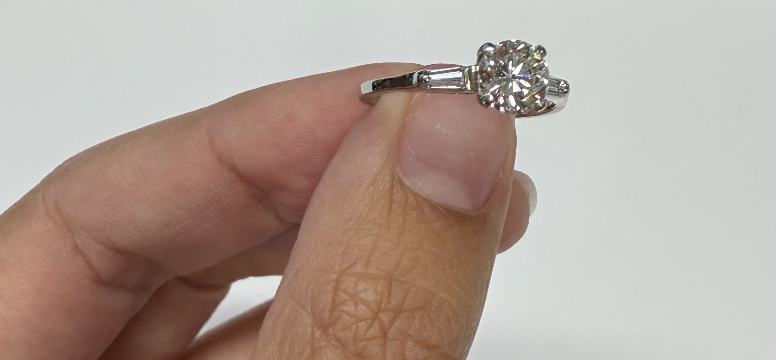Antique Platinum Genuine .75 Carat Round Brilliant Cut Diamond Ring - Image 10