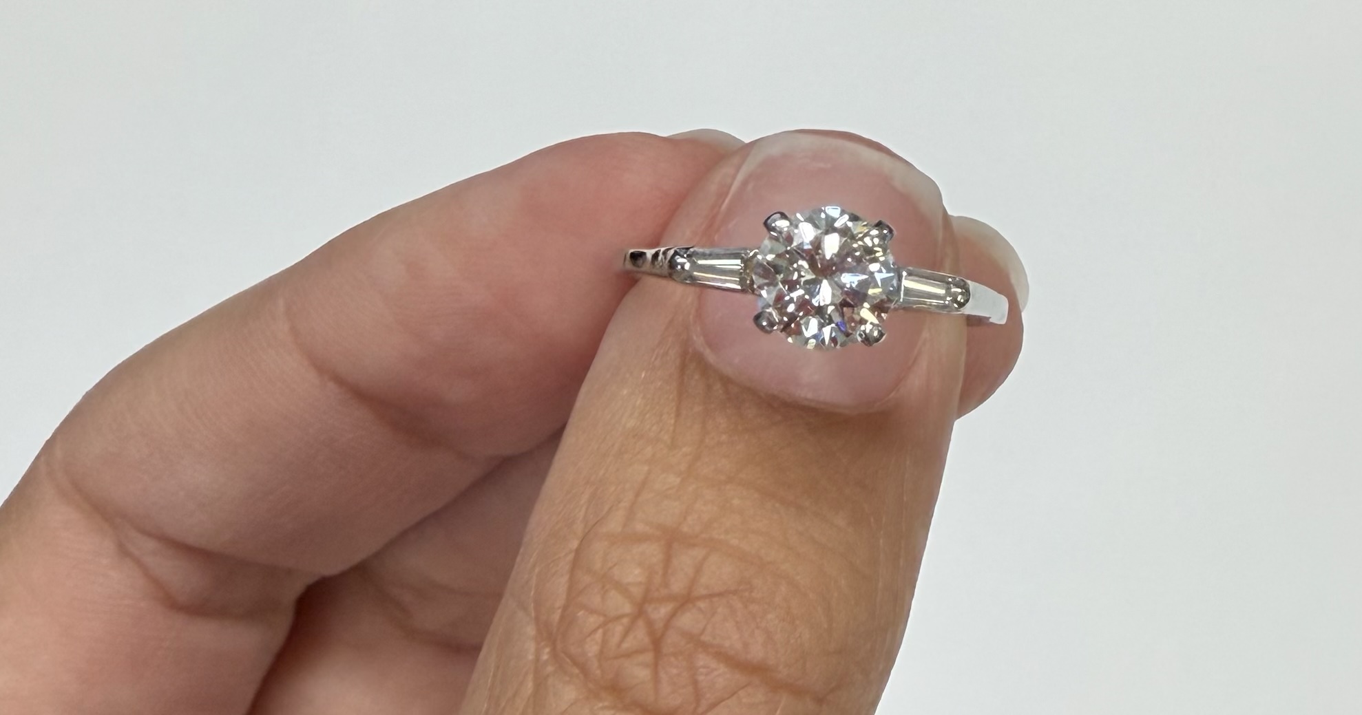 Antique Platinum Genuine .75 Carat Round Brilliant Cut Diamond Ring - Image 5