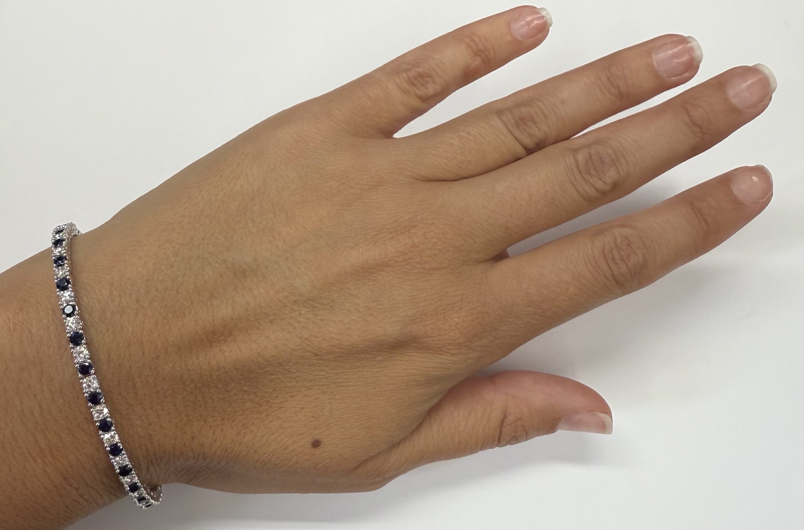 14k White Gold Genuine 1.40 Cttw Sapphire & 1.50 Cttw Diamond Flexible Bangle Bracelet - Image 27