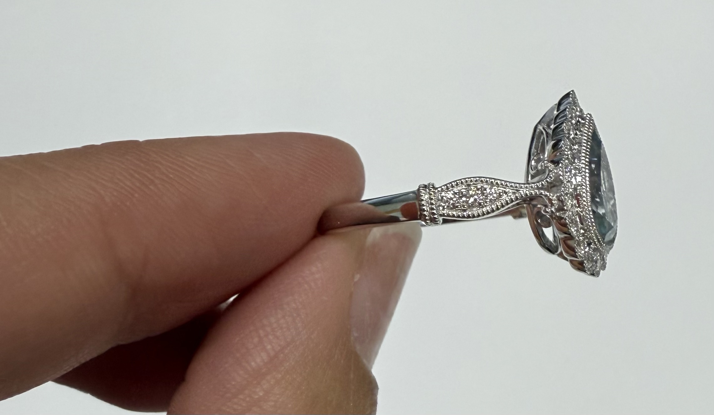 14k White Gold Genuine Pear Shaped 1.01 Carat Aquamarine & Genuine Diamond Halo Ring - Image 12