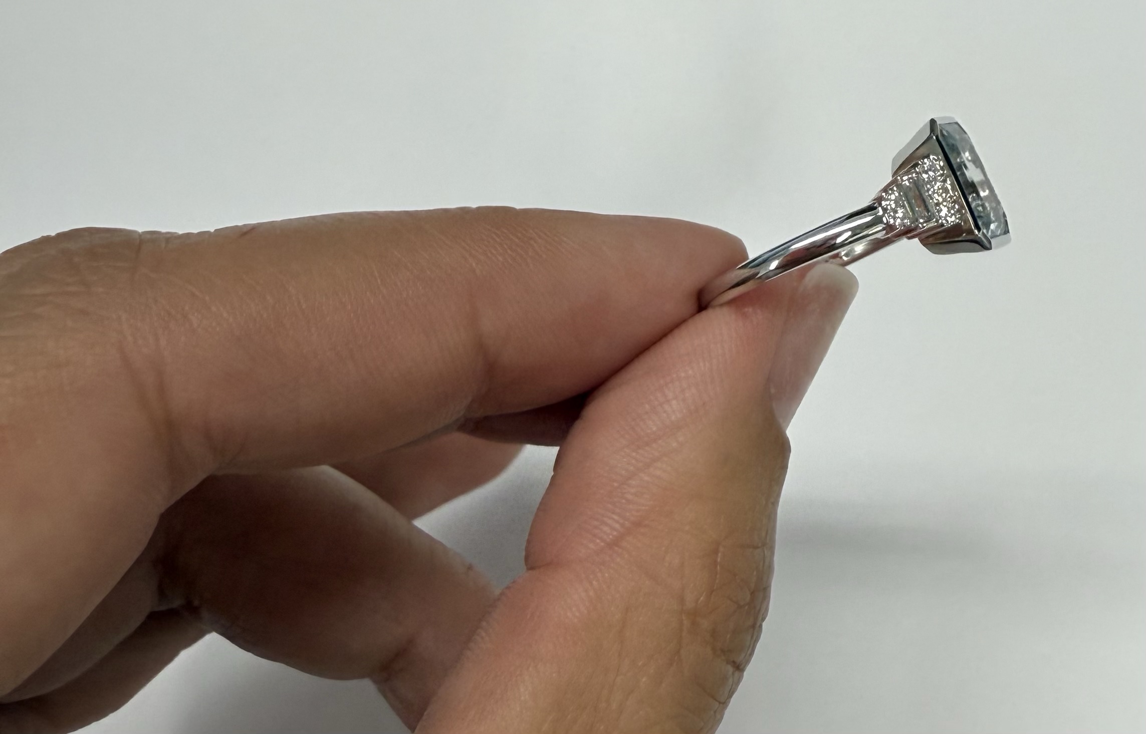 14k White Gold Genuine 1.99 Cttw Aquamarine & Diamond Bezel Ring - Image 3