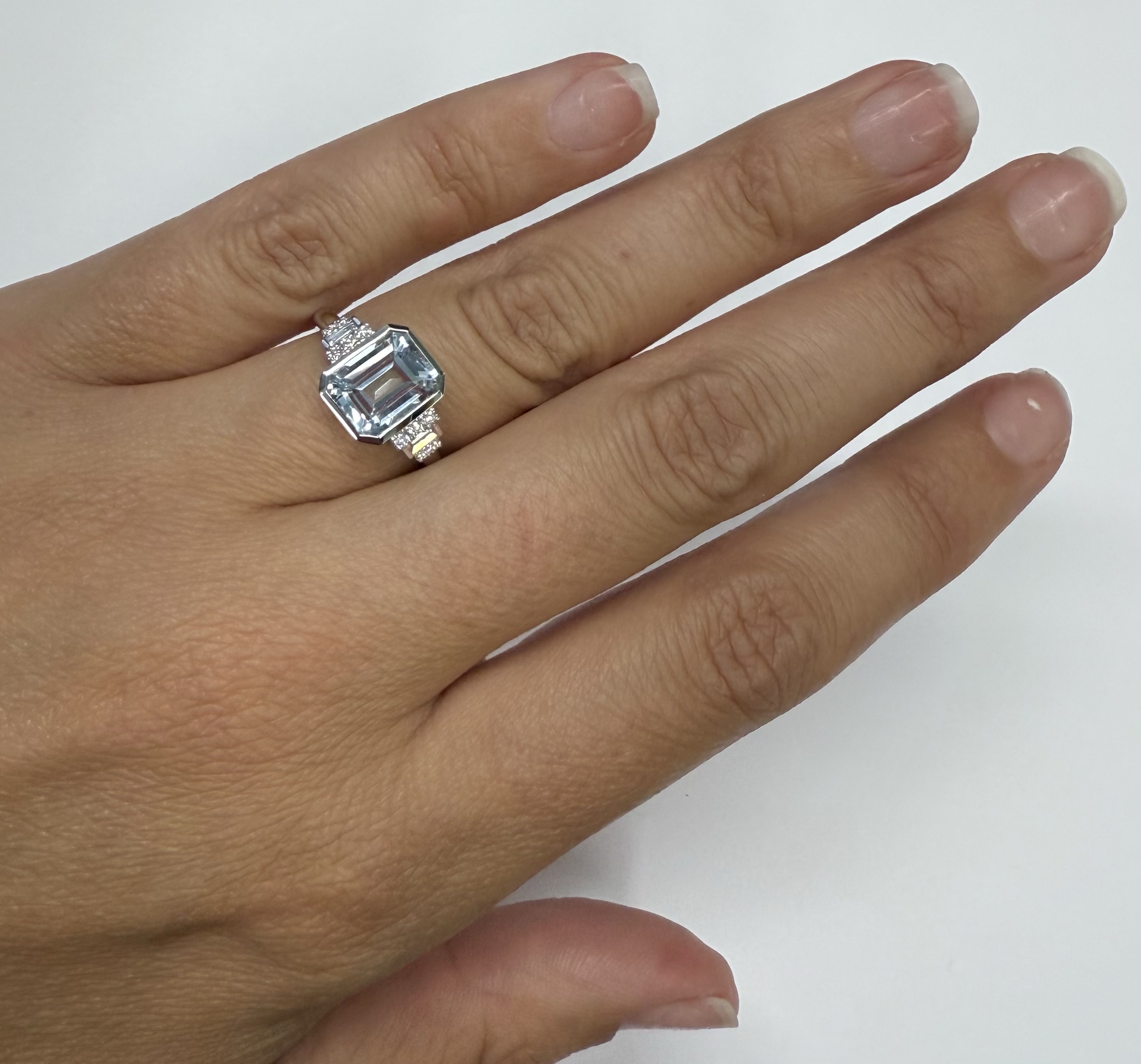 14k White Gold Genuine 1.99 Cttw Aquamarine & Diamond Bezel Ring - Image 13