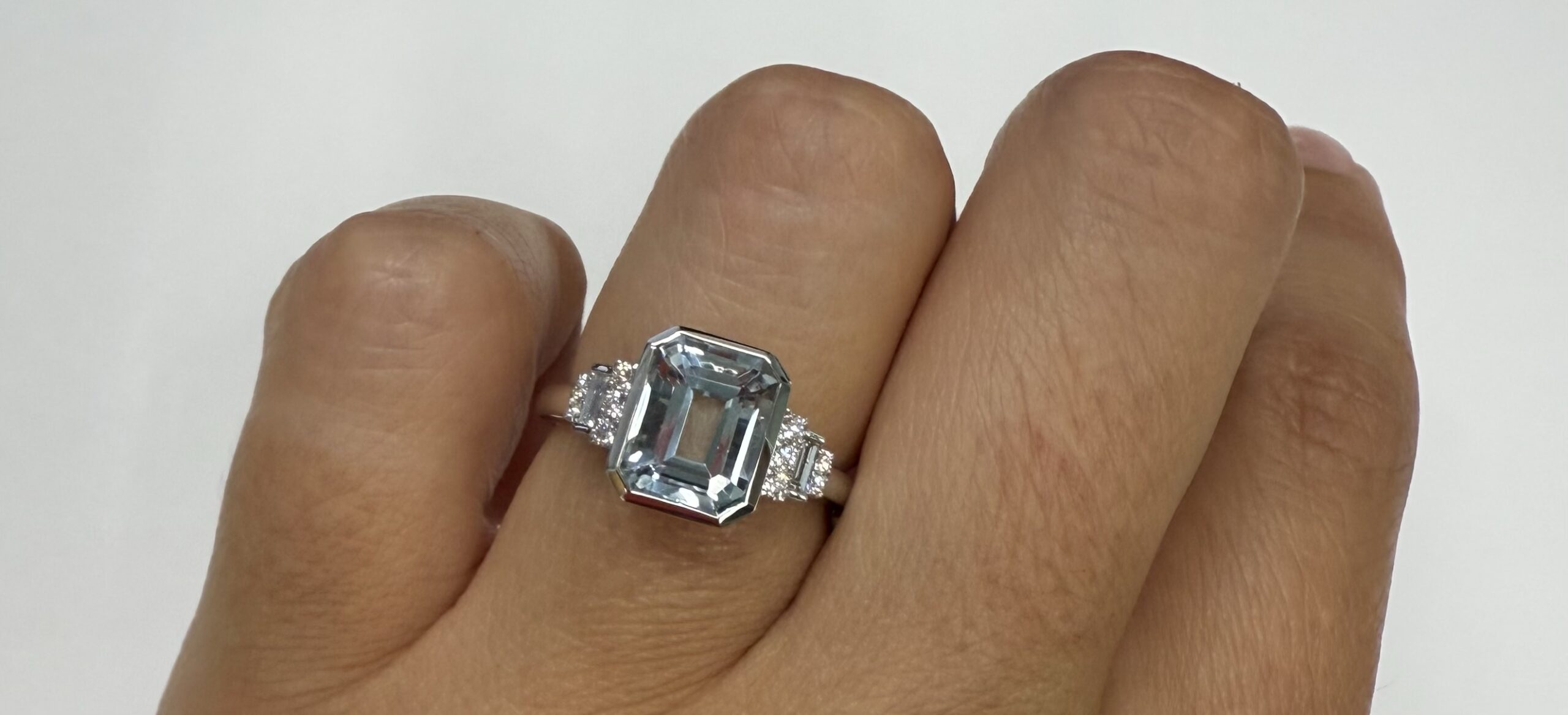 14k White Gold Genuine 1.99 Cttw Aquamarine & Diamond Bezel Ring - Image 15