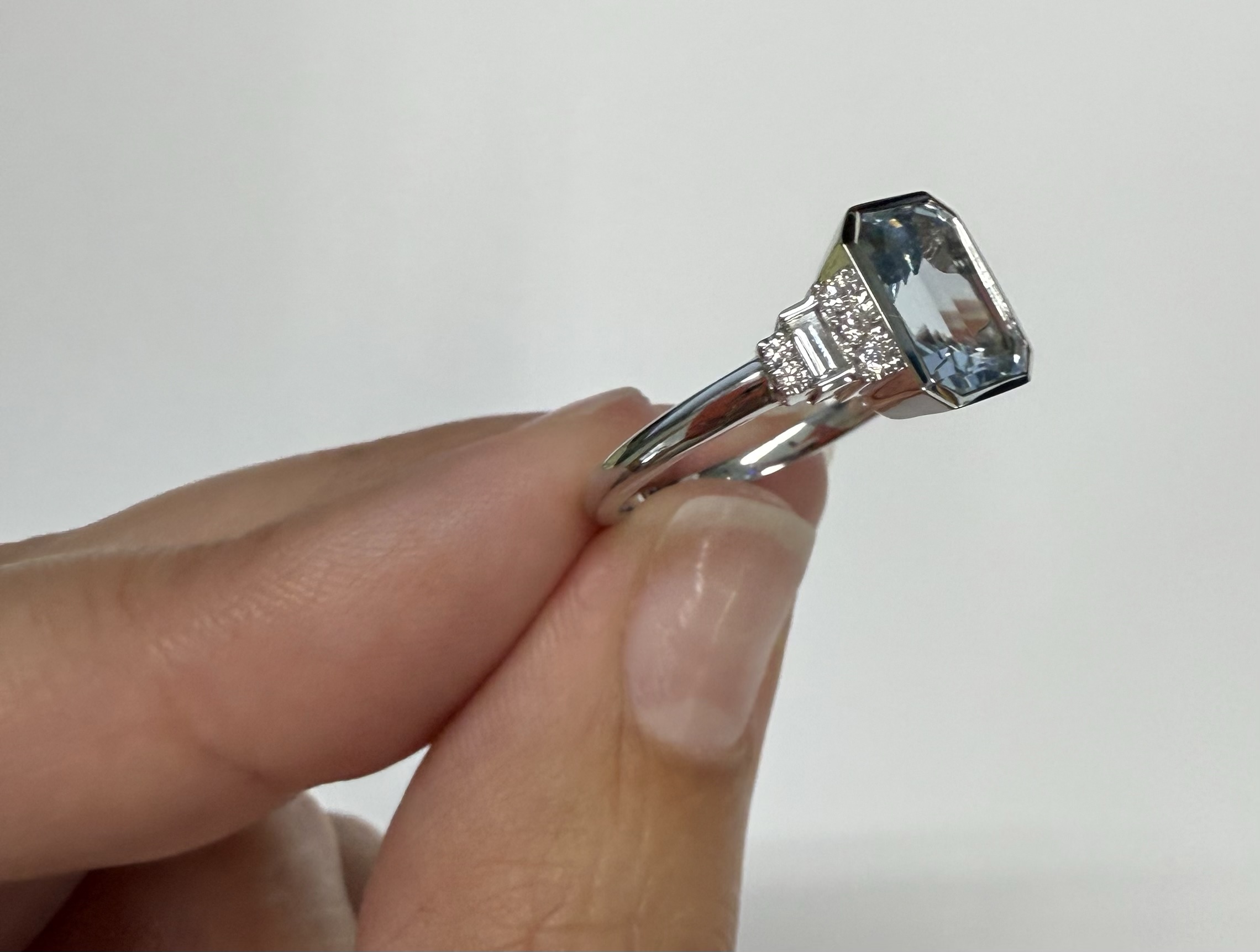 14k White Gold Genuine 1.99 Cttw Aquamarine & Diamond Bezel Ring - Image 19