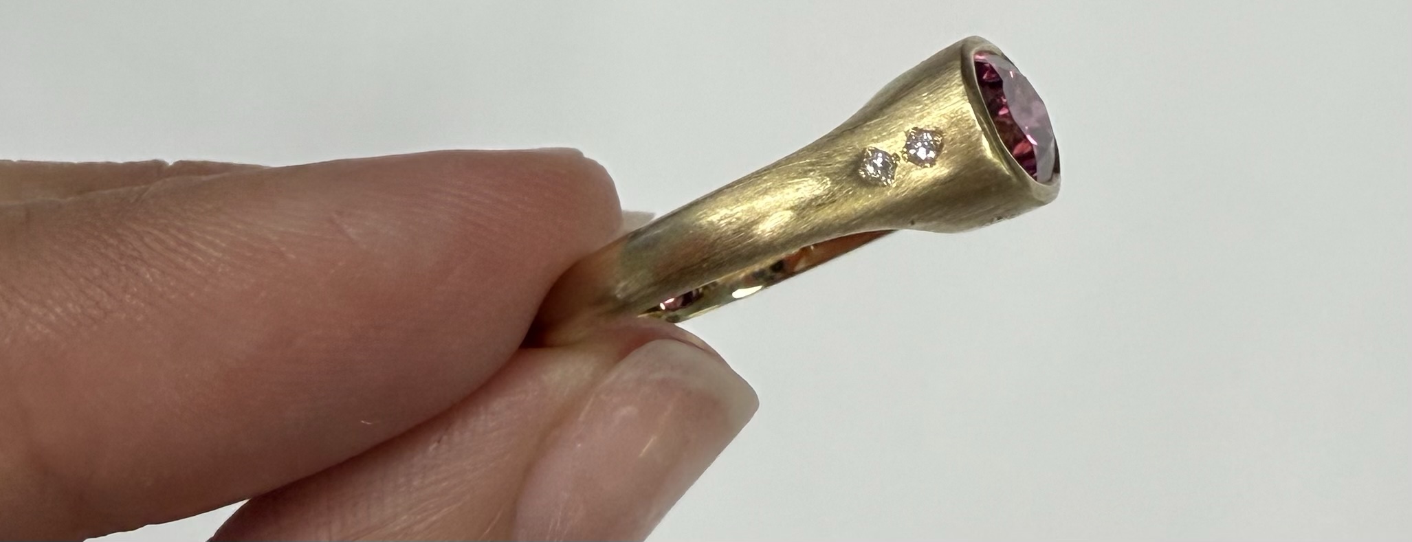 14k Yellow Gold Genuine 1.57 Cttw Pink Tourmaline & Diamond Bezel Ring - Image 5