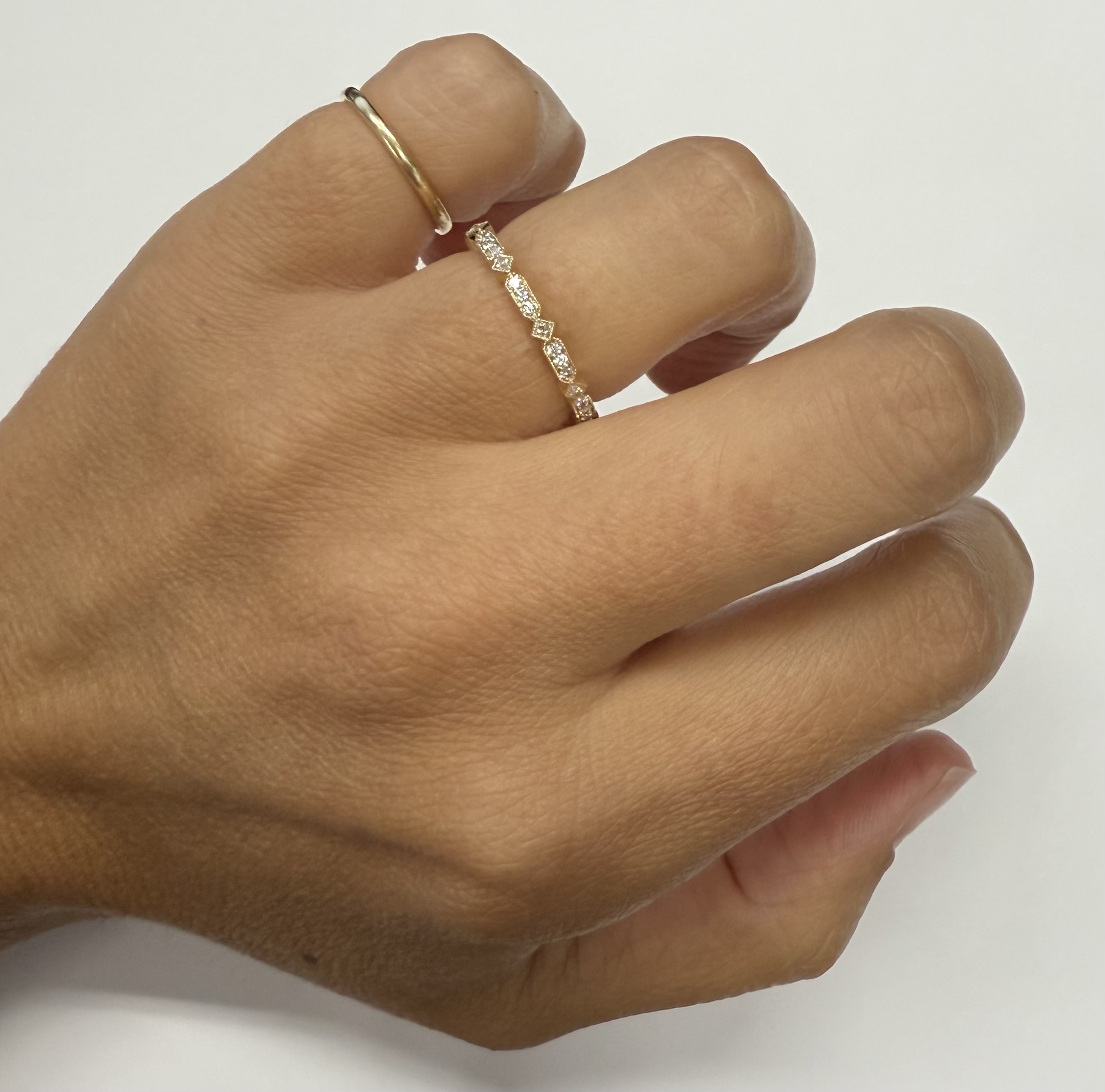 14k Yellow Gold 21 Stone Genuine .20 Cttw Round Brilliant Cut Diamond Band With Mill Grain Details - Image 8