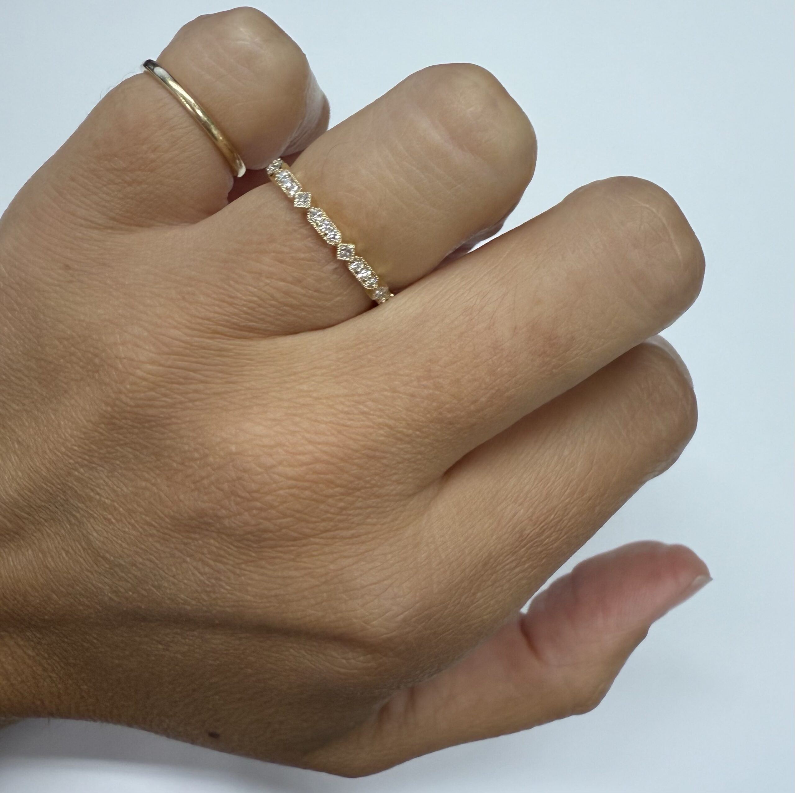 14k Yellow Gold 21 Stone Genuine .20 Cttw Round Brilliant Cut Diamond Band With Mill Grain Details - Image 19