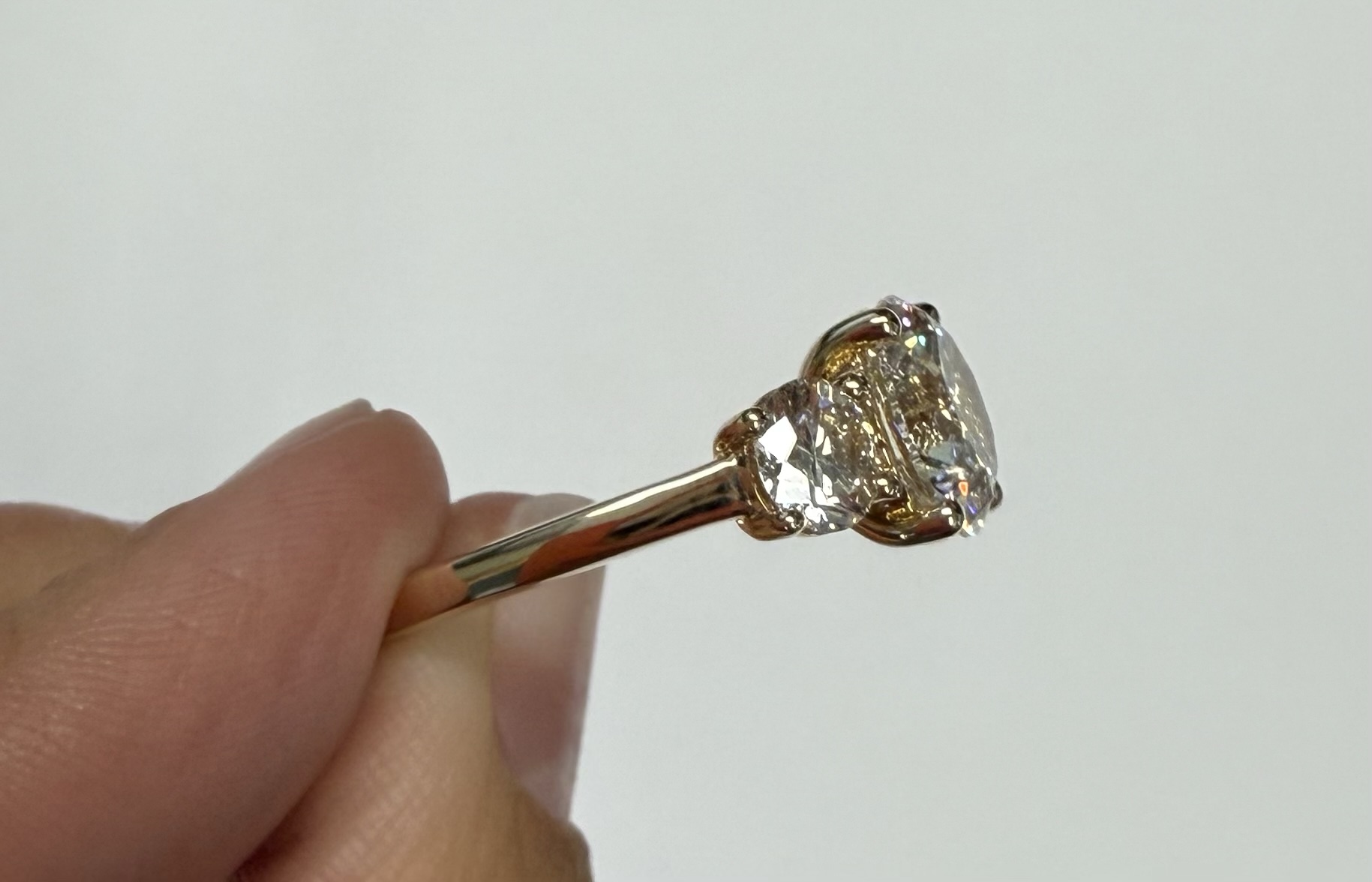 14k Yellow Gold Genuine 4.17 Cttw Laboratory Grown Round Brilliant Cut Diamond 3 Stone Ring - Image 4