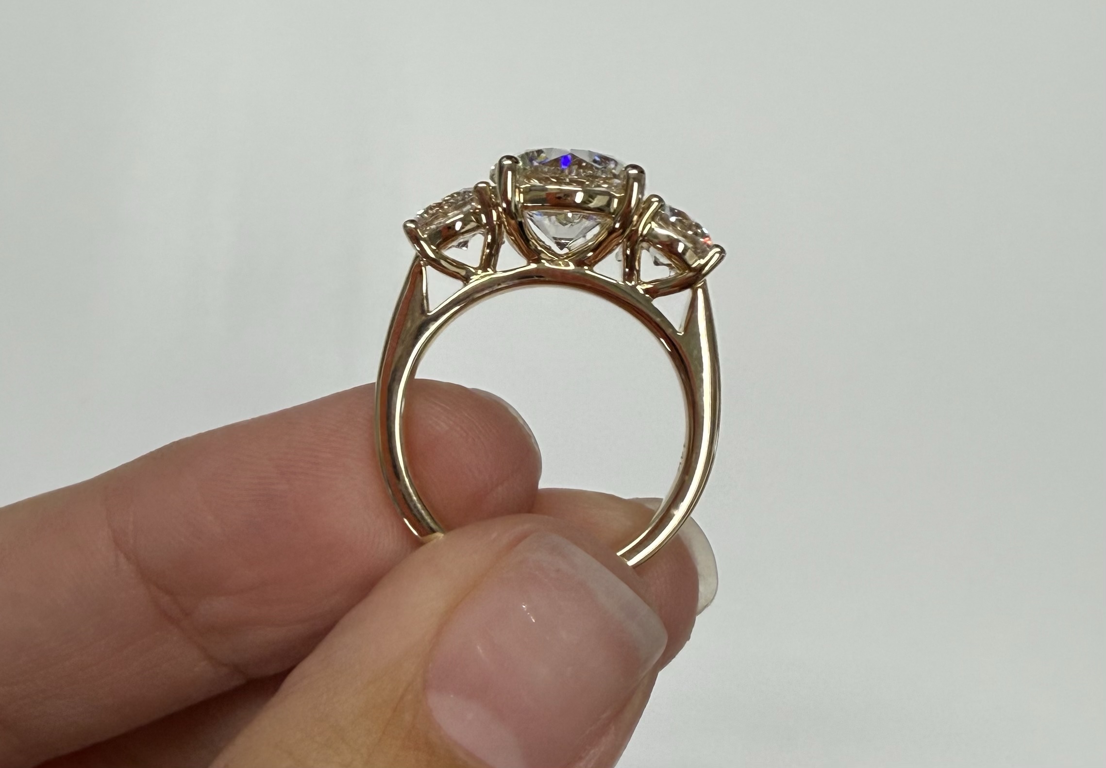 14k Yellow Gold Genuine 4.17 Cttw Laboratory Grown Round Brilliant Cut Diamond 3 Stone Ring - Image 9