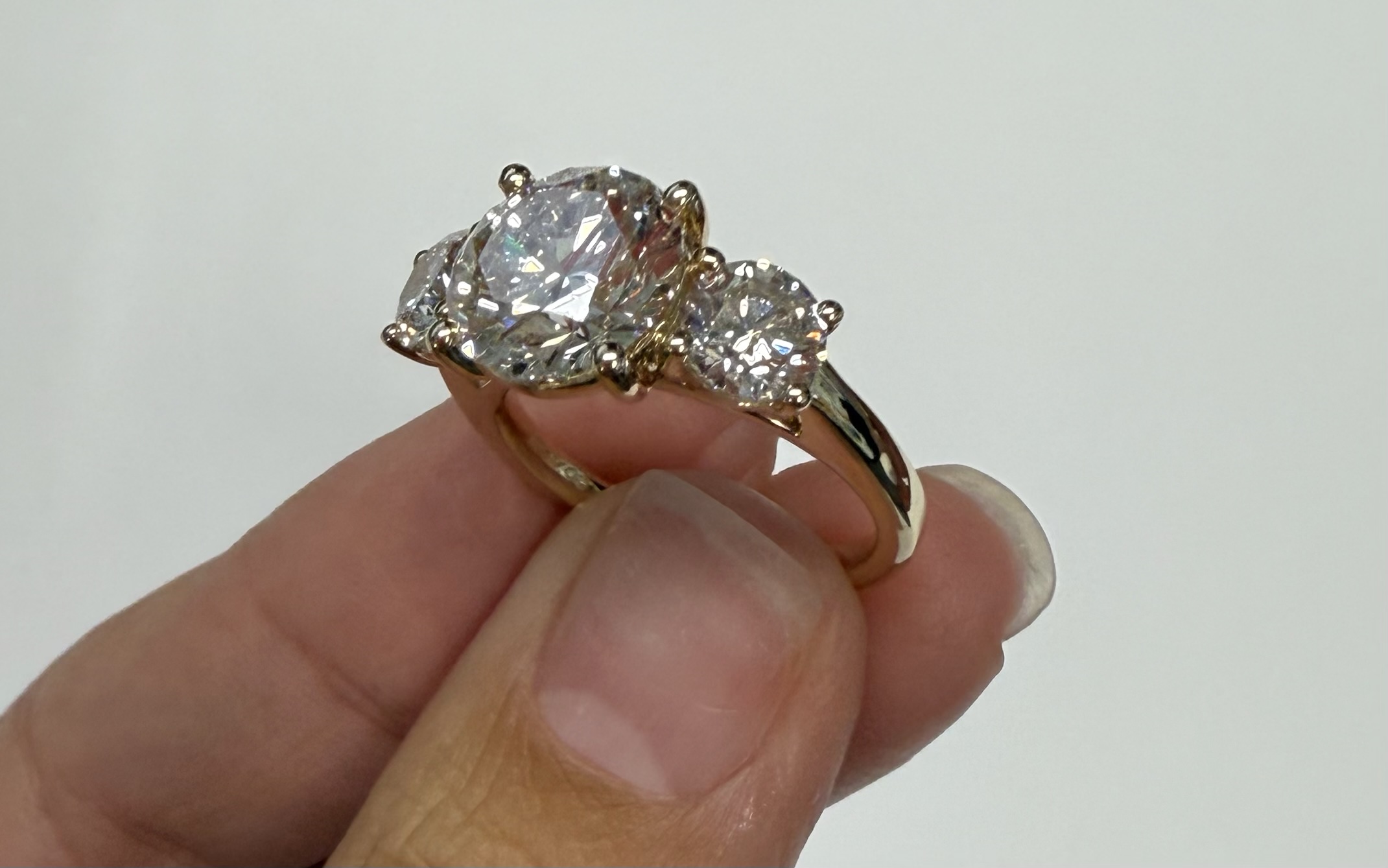 14k Yellow Gold Genuine 4.17 Cttw Laboratory Grown Round Brilliant Cut Diamond 3 Stone Ring - Image 7