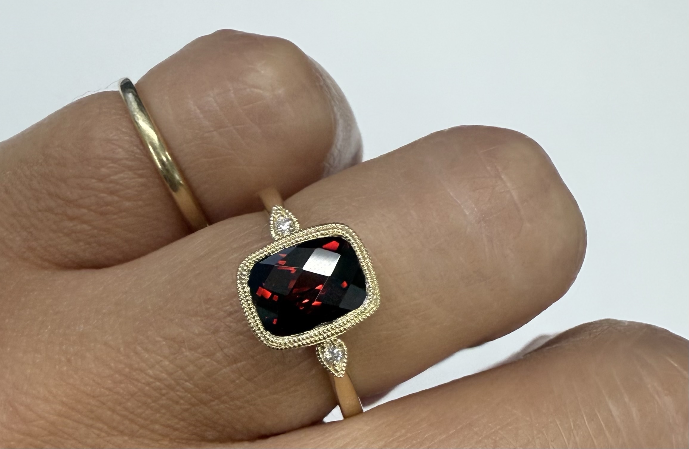 14k Yellow Gold Genuine 1.98 Carat Garnet & Diamond Bezel Ring - Image 12