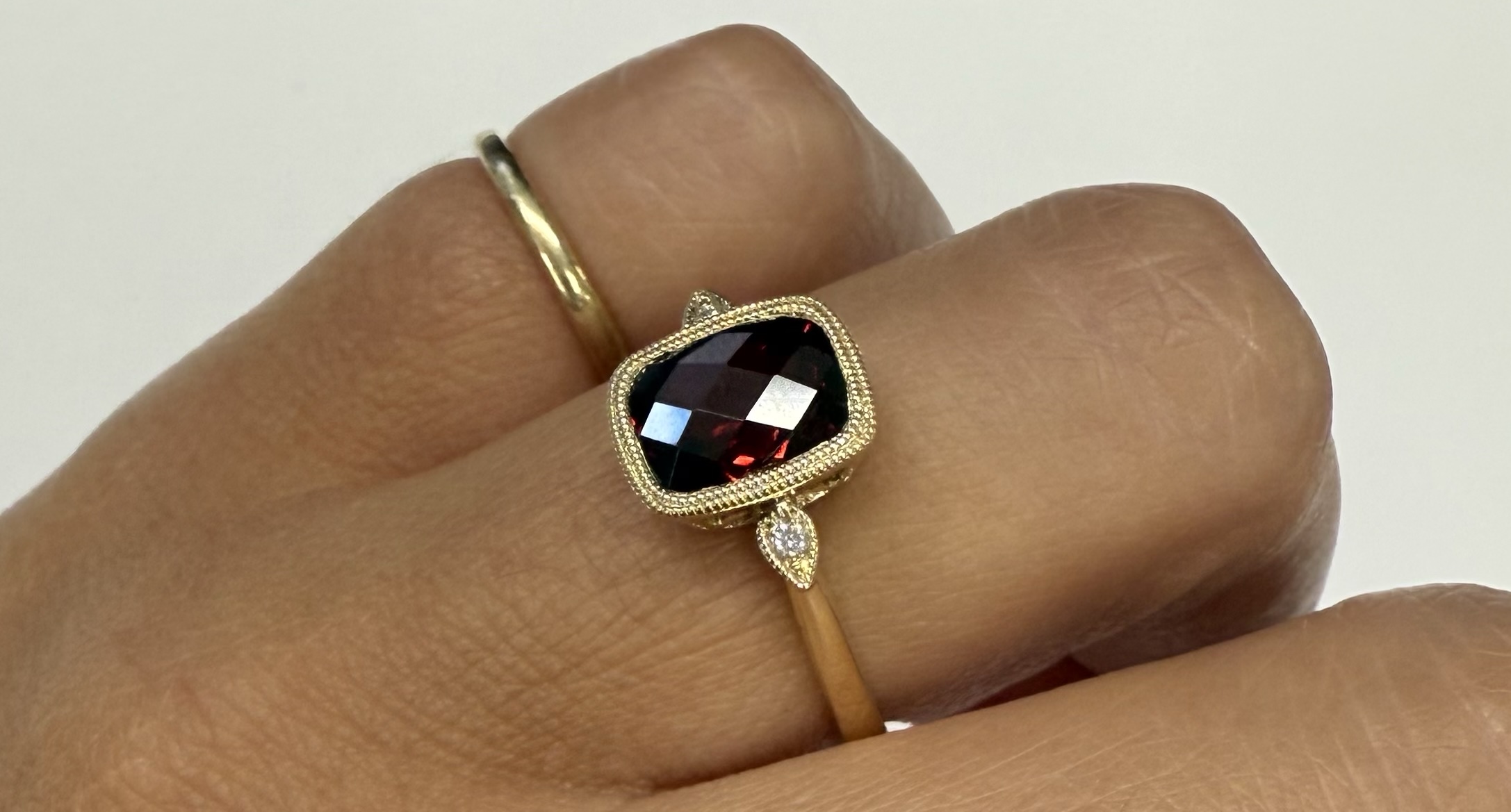 14k Yellow Gold Genuine 1.98 Carat Garnet & Diamond Bezel Ring - Image 13